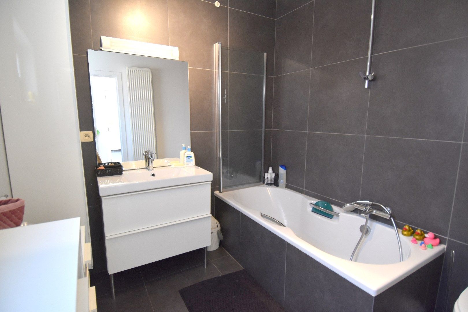 Woning met 3 slaapkamers en zonnige tuin in Rekkem foto 9