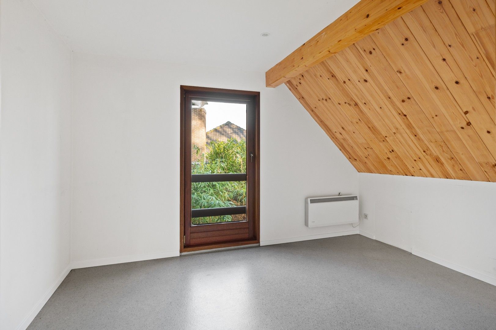 Vrijstaande villa in het groen op een perceel van 3501 m² foto 16