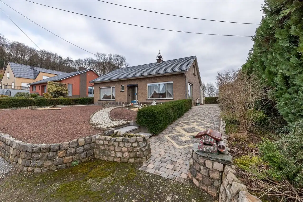 Unieke ligging boven de Mottevallei – renovatiekans met waarde-opportuniteit foto 30