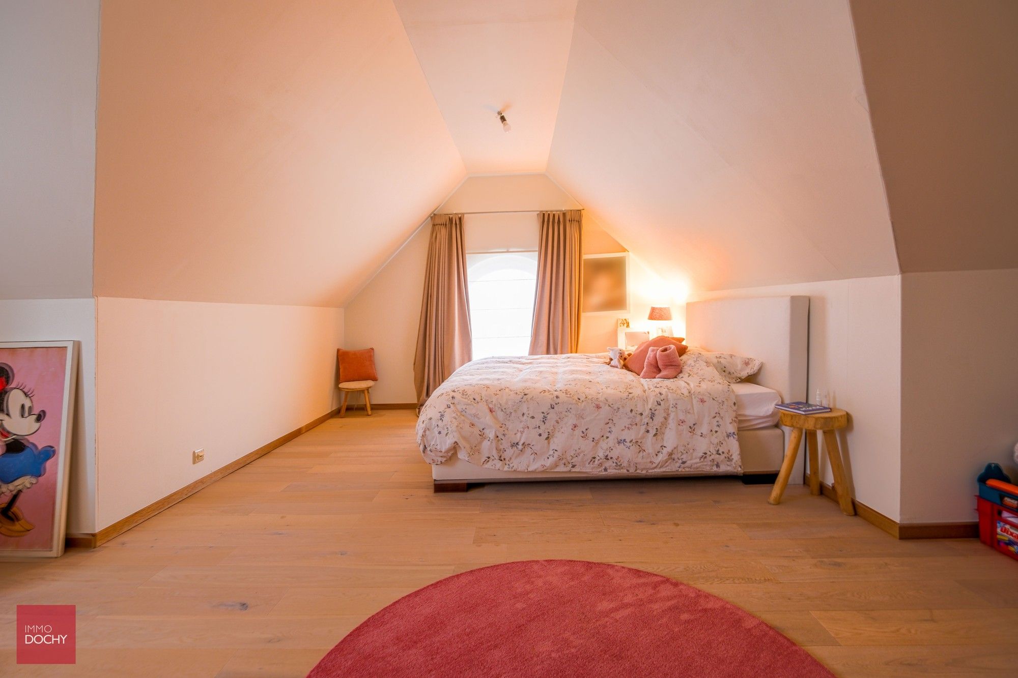 Verzorgde villa met 4 slaapkamers en zwembad nabij centrum Wortegem (ca 300m² bewoonbare oppervlakte) foto 16