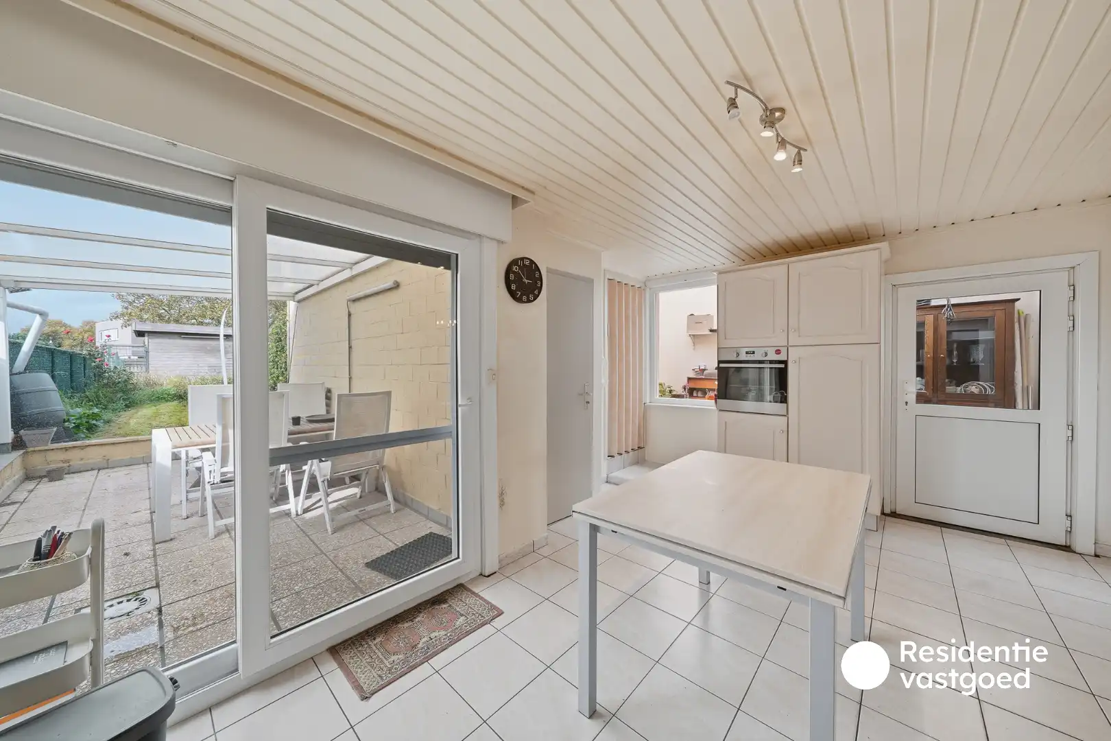 Woning met 4 slaapkamers, ruime tuin en prachtige ligging langs De Leie in Wervik foto 11
