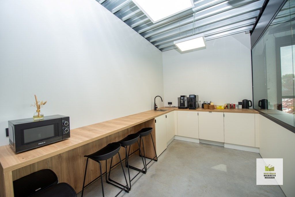 Volledig gemeubileerde co-working kantoren  foto 3