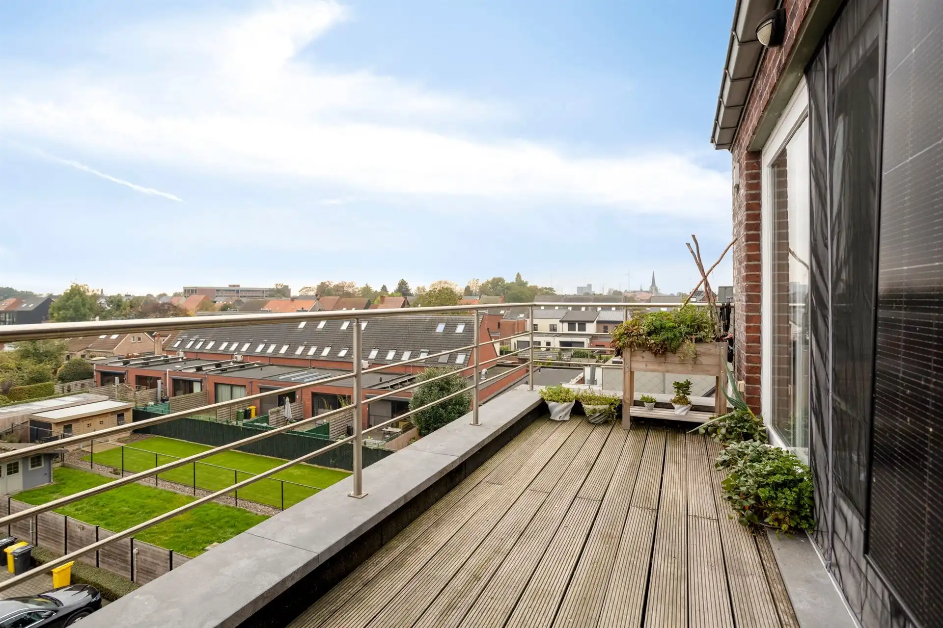 Dakappartement met schitterend terras en autostaanplaats foto 15