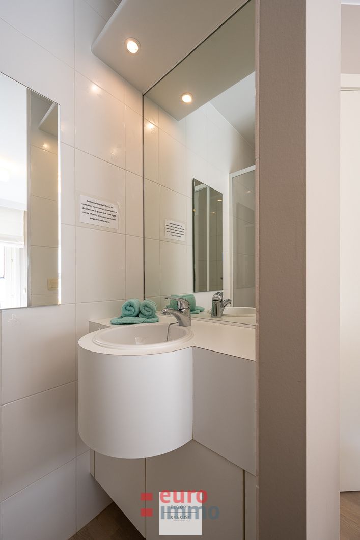 Luxe appartement aan de Zeedijk van onze trotse badstad! foto 11