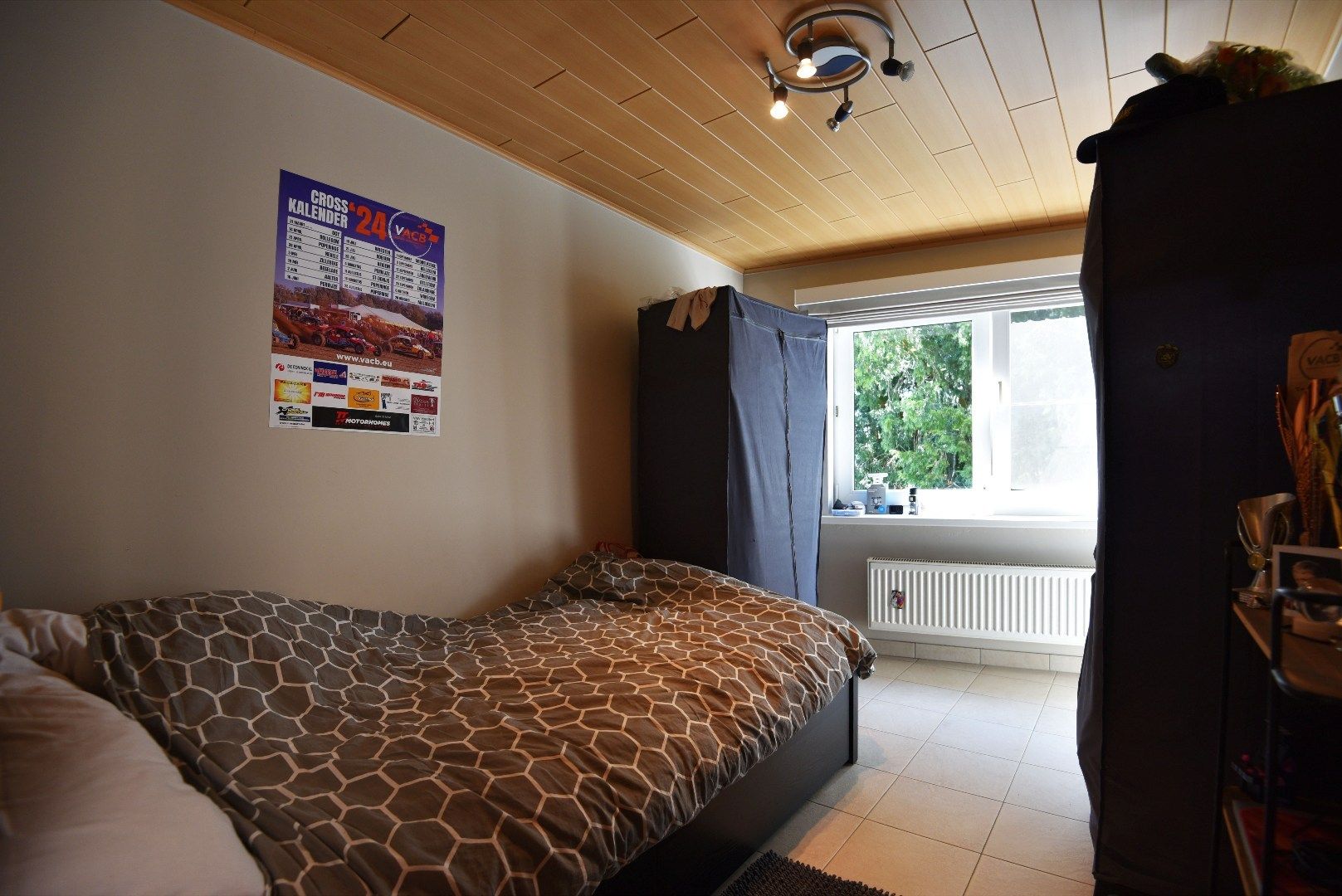 Instapklare woning met 2 slaapkamers gelegen aan het park te Maldegem. foto 7