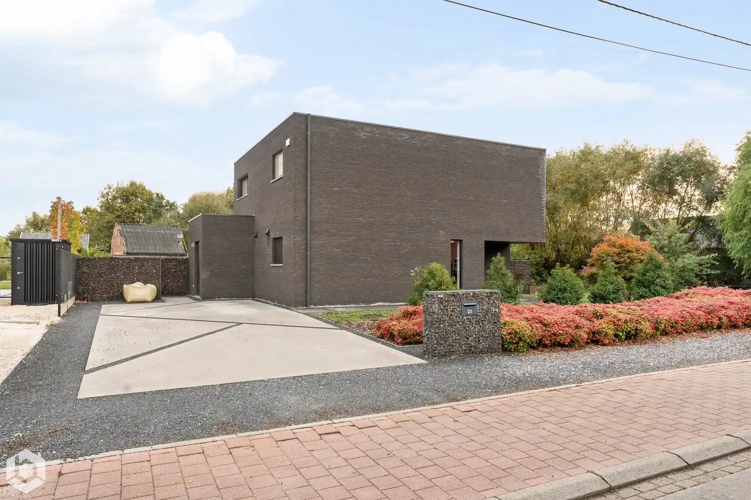 Tijdloze, instapklare woning met 3 slpkrs op perceel van 824 m² te Keerbergen foto 2