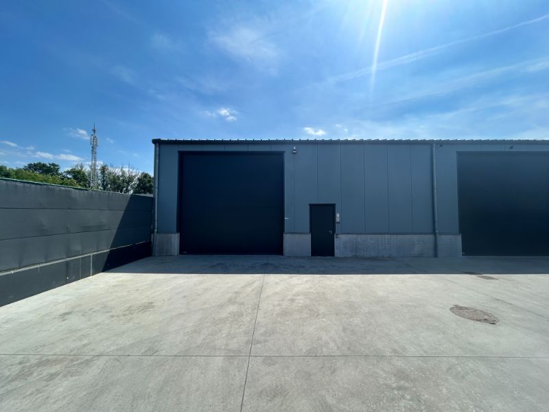 Recente KMO-unit van 240 m² in Mariakerke (Gent) foto 8