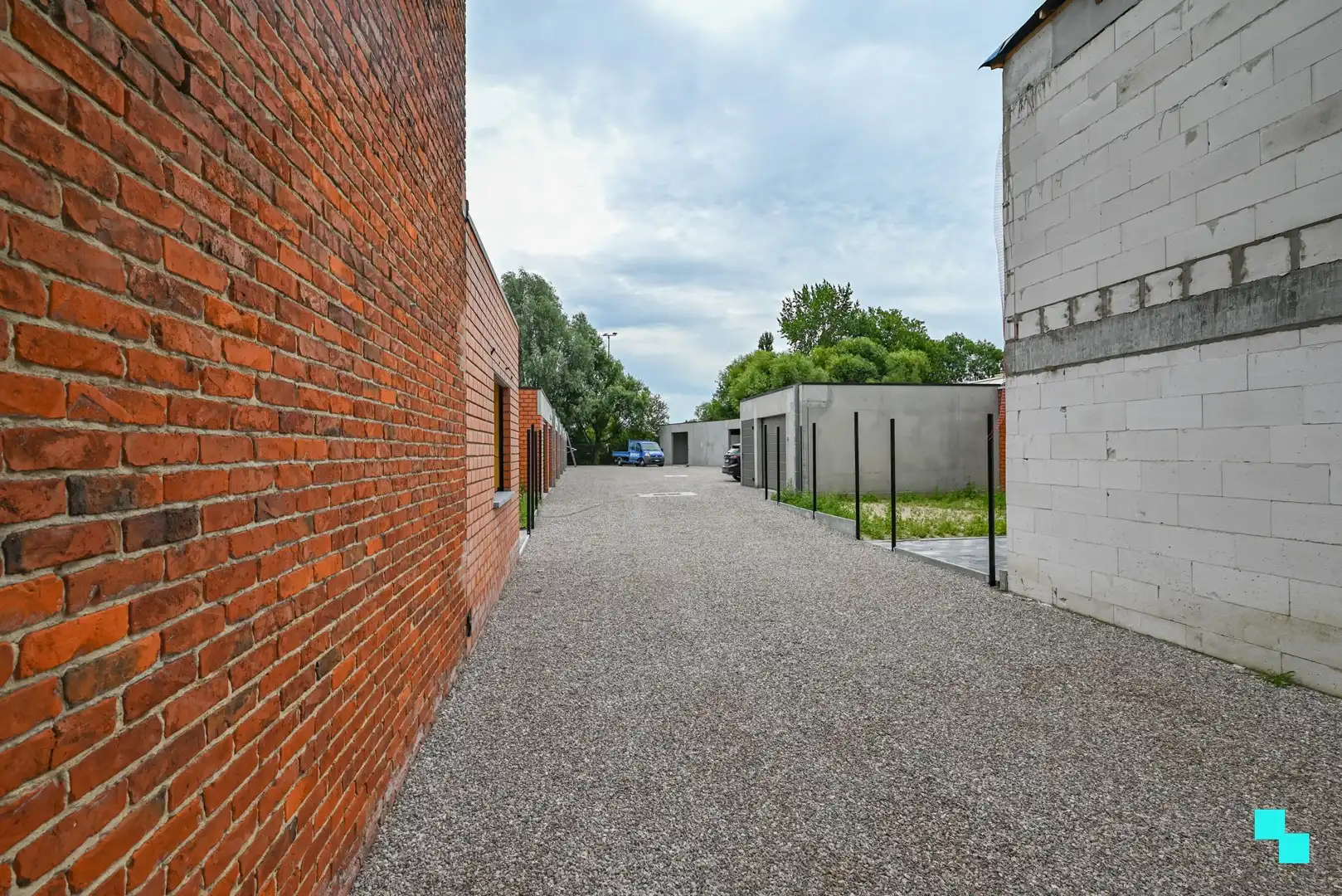 Nieuwbouwloods van ca. 166 m² in Izegem foto 11