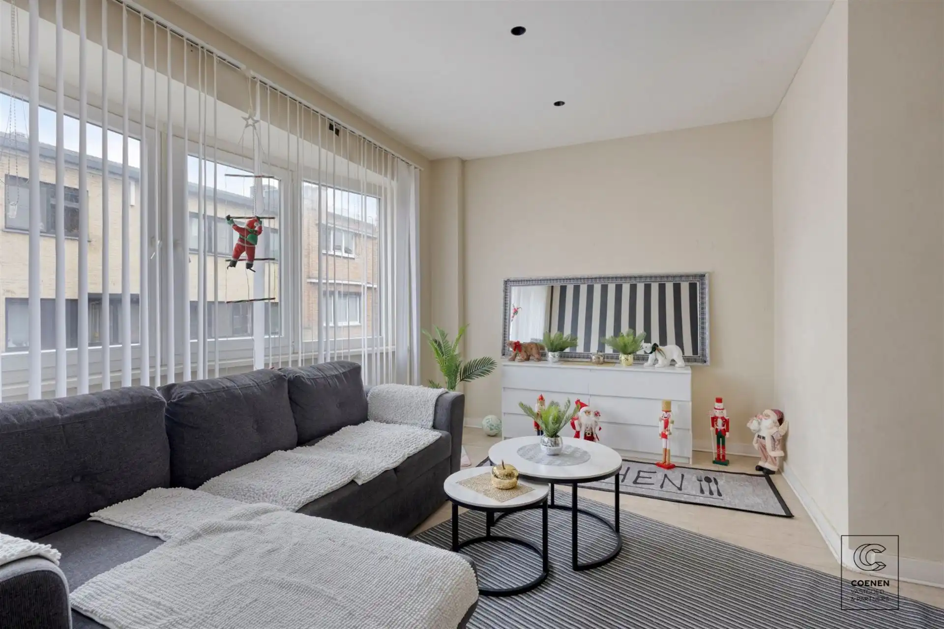 Riante woning, momenteel ingericht als 3 appartementen! foto 5