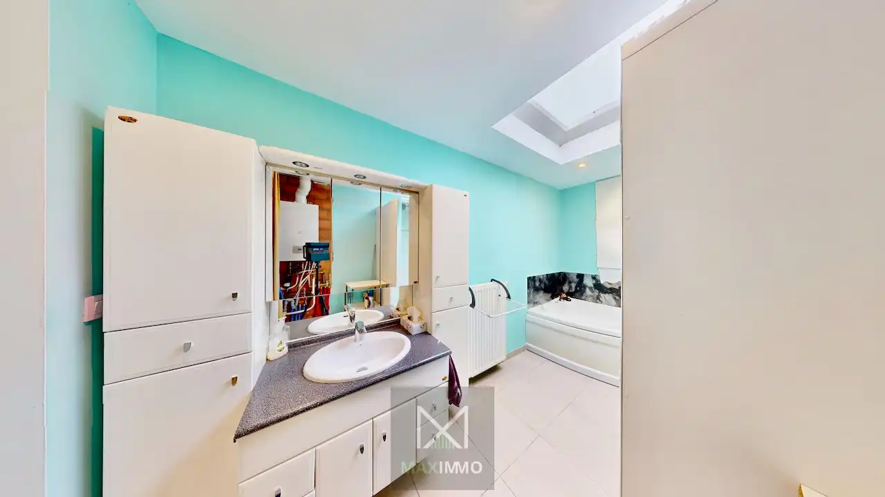 🏡 Te koop | Instapklare rijwoning met 3 slaapkamers in het centrum van Lauwe foto 8