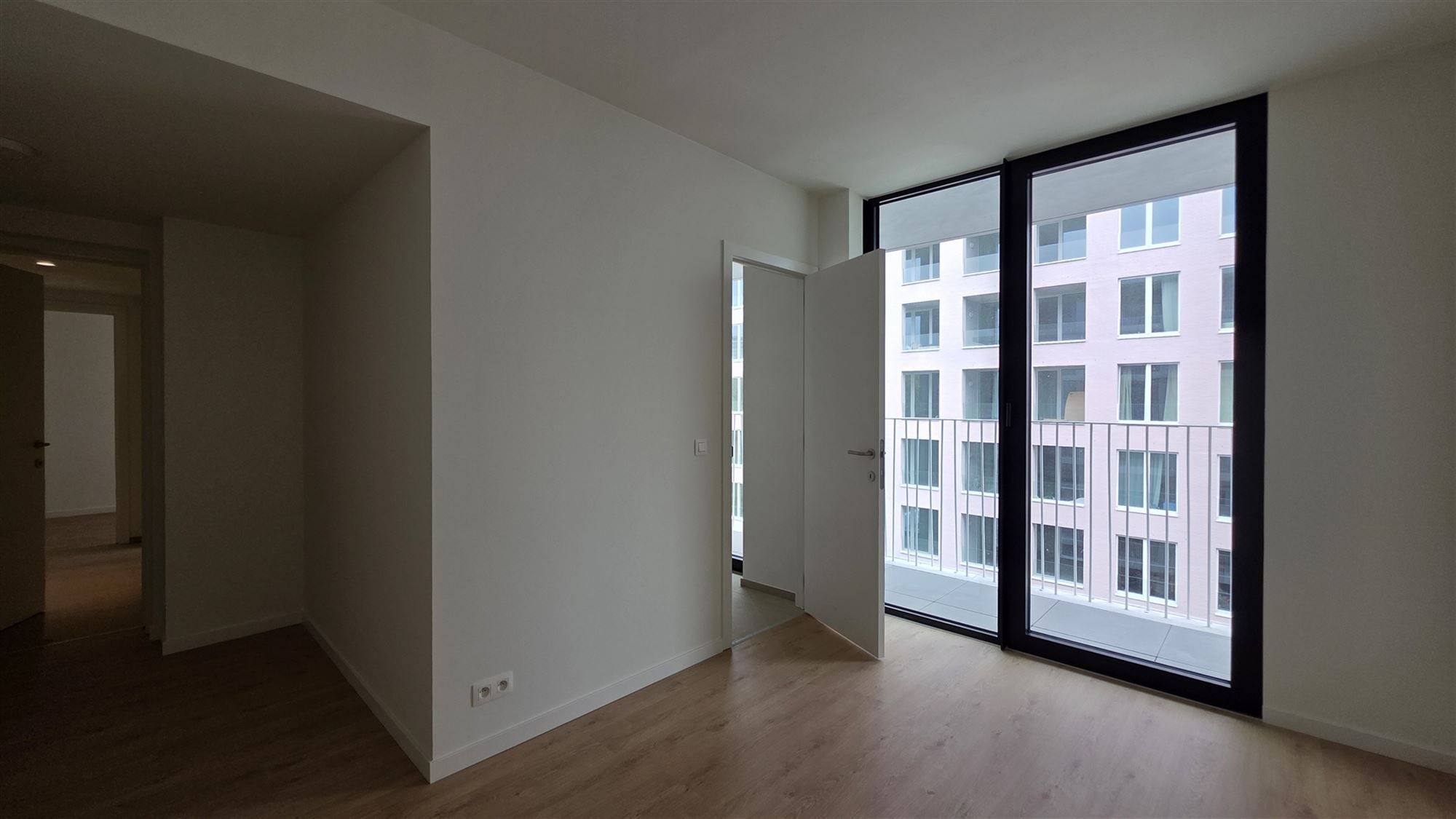 Nieuwbouw 3 slaapkamerappartement foto 6