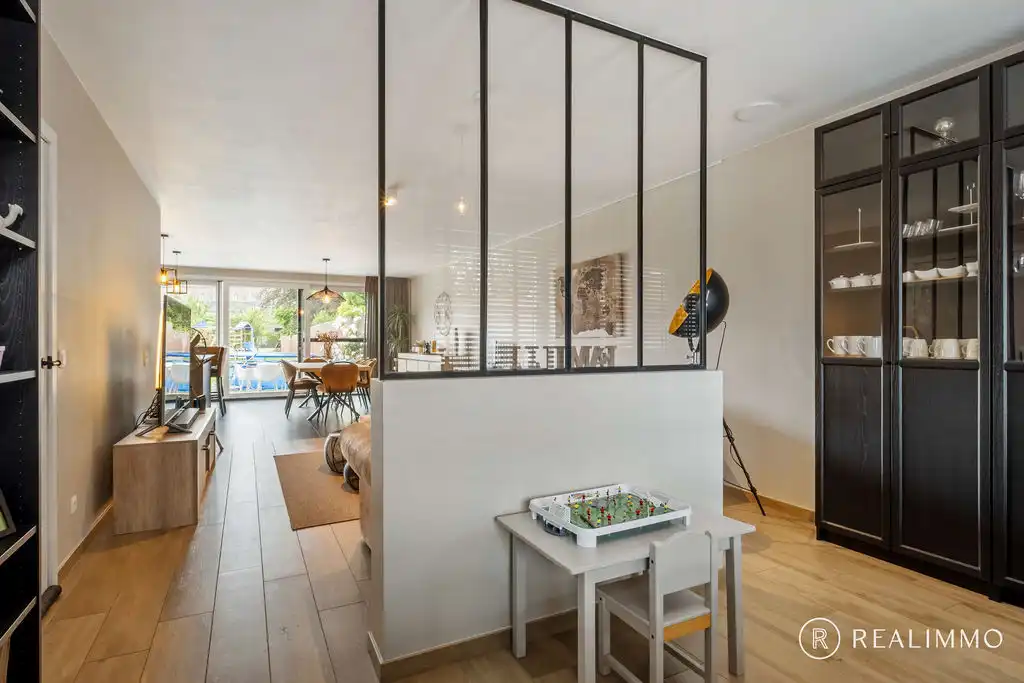 Ruime recente woning met EPC-label A in hartje Moen foto 11