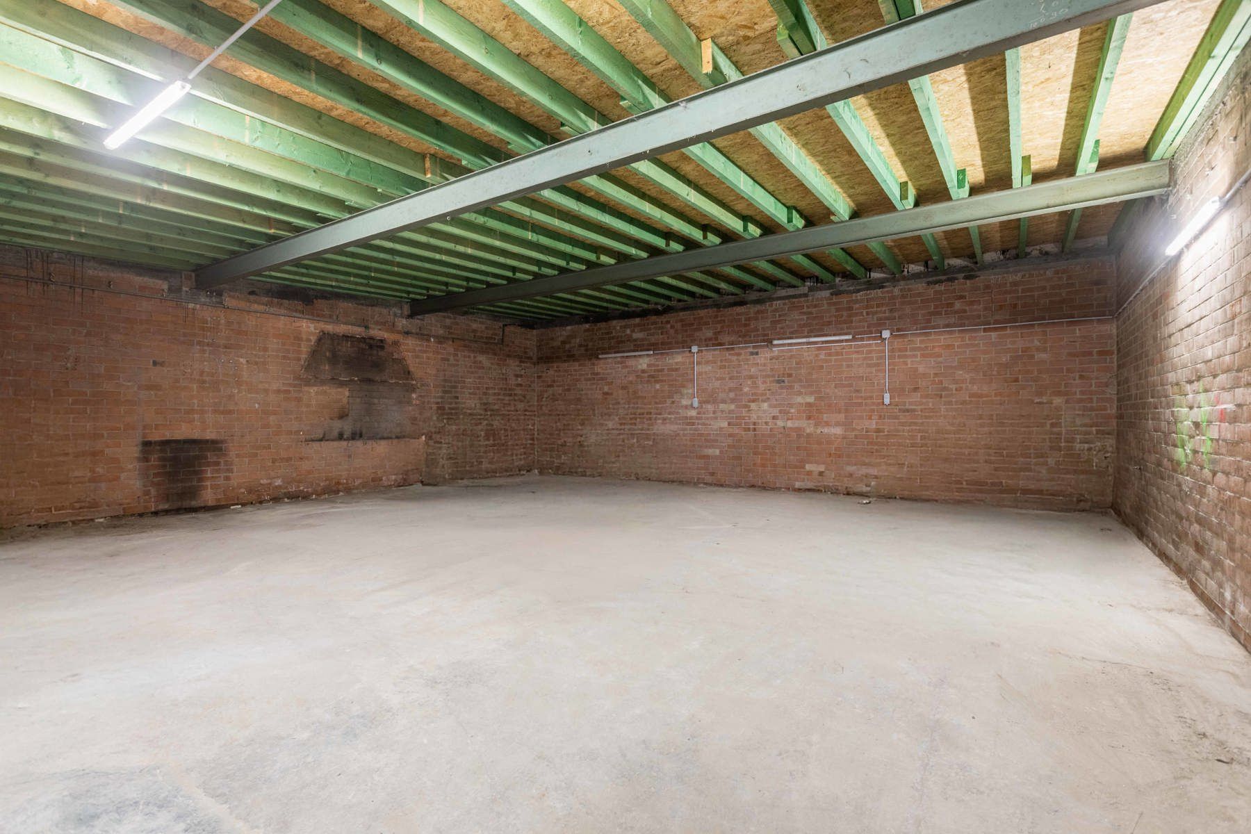 Volledig vernieuwd appartement met terras van 59m2! foto 28