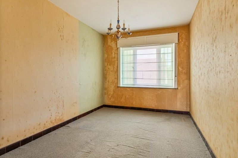 Grondig op te frissen woning TE KOOP nabij centrum Wakken. foto 15