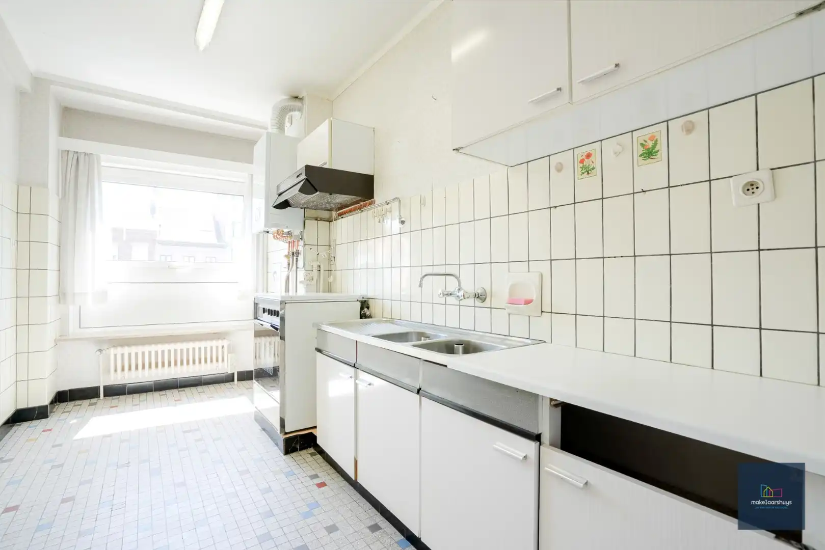 Te renoveren, ruim 3-slp.app met garage en kelder (Plan uw bezoek)  foto 10