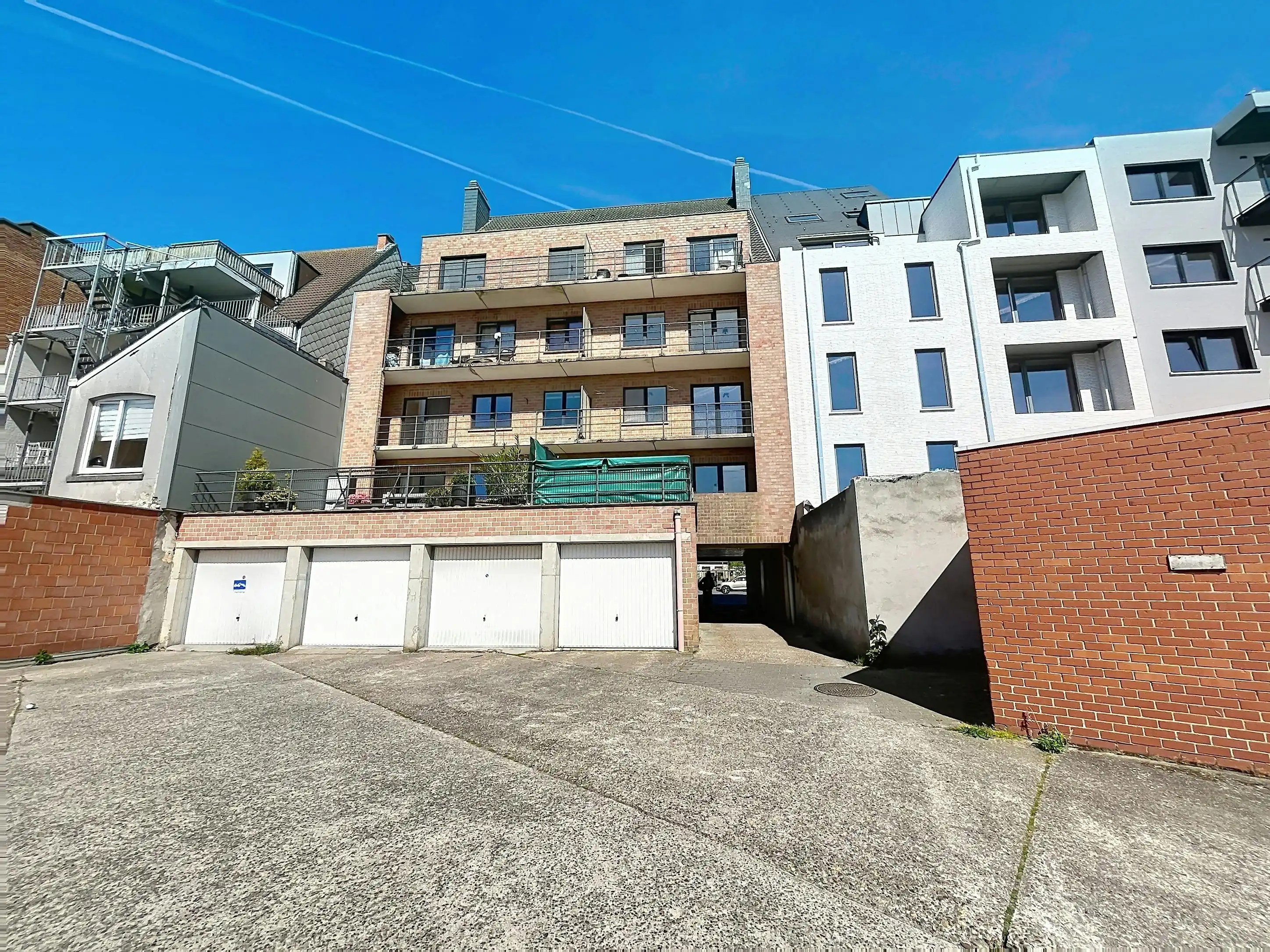 Appartement met 2 slaapkamers te koop aan station in Eeklo foto 20