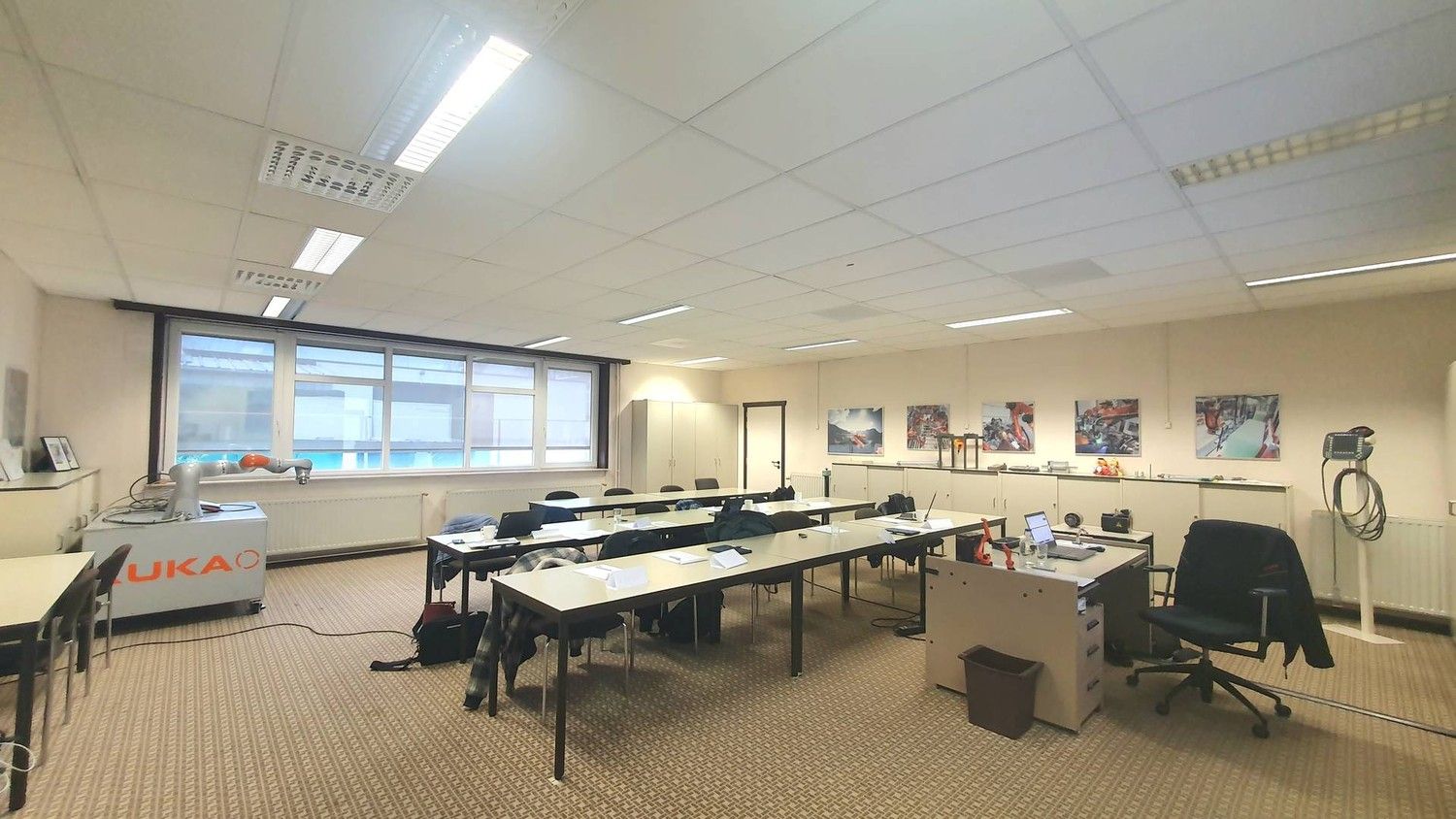 500m² kantoren met 350m² magazijn foto 9