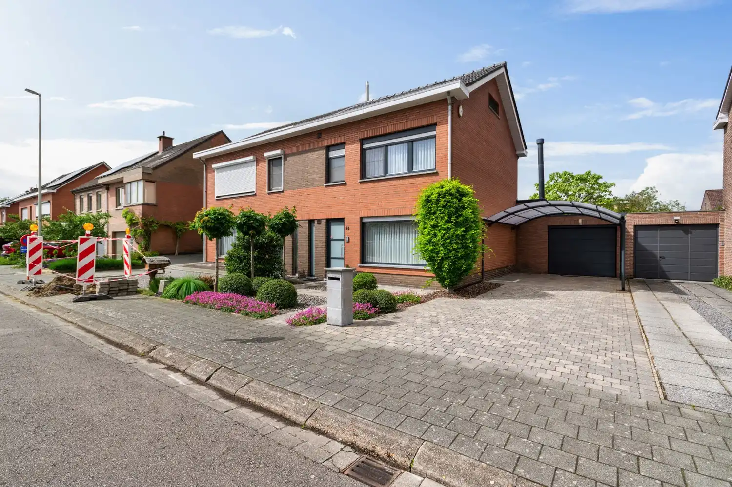 INSTAPKLARE WONING MET 3 SLK, TUIN EN GARAGE! foto 19