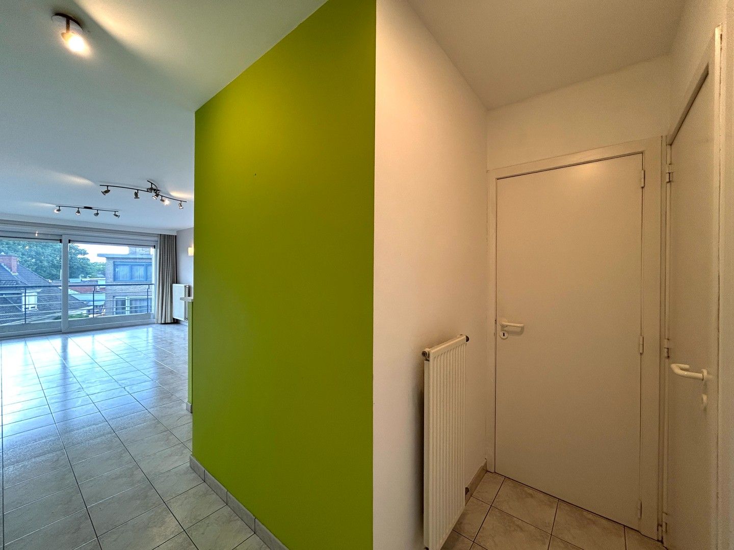 Instapklaar één-slaapkamer appartement te Roeselare! foto 7
