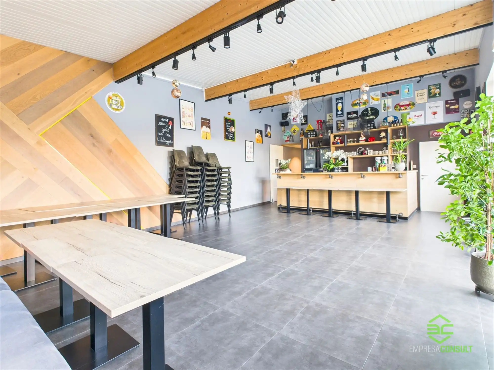 Instapklaar restaurant op een topligging in Schulen! foto 22