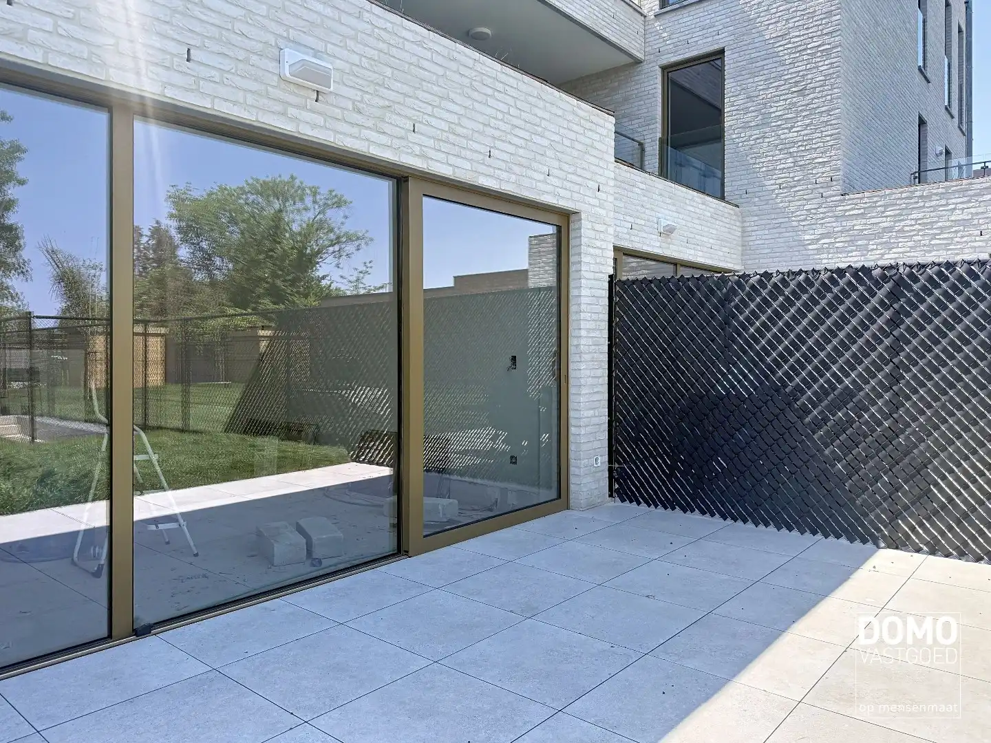 6% BTW - NIEUWBOUW GELIJKVLOERSAPPARTEMENT MET 1 SLAAPKAMER IN HET CENTRUM VAN KERMT foto 3