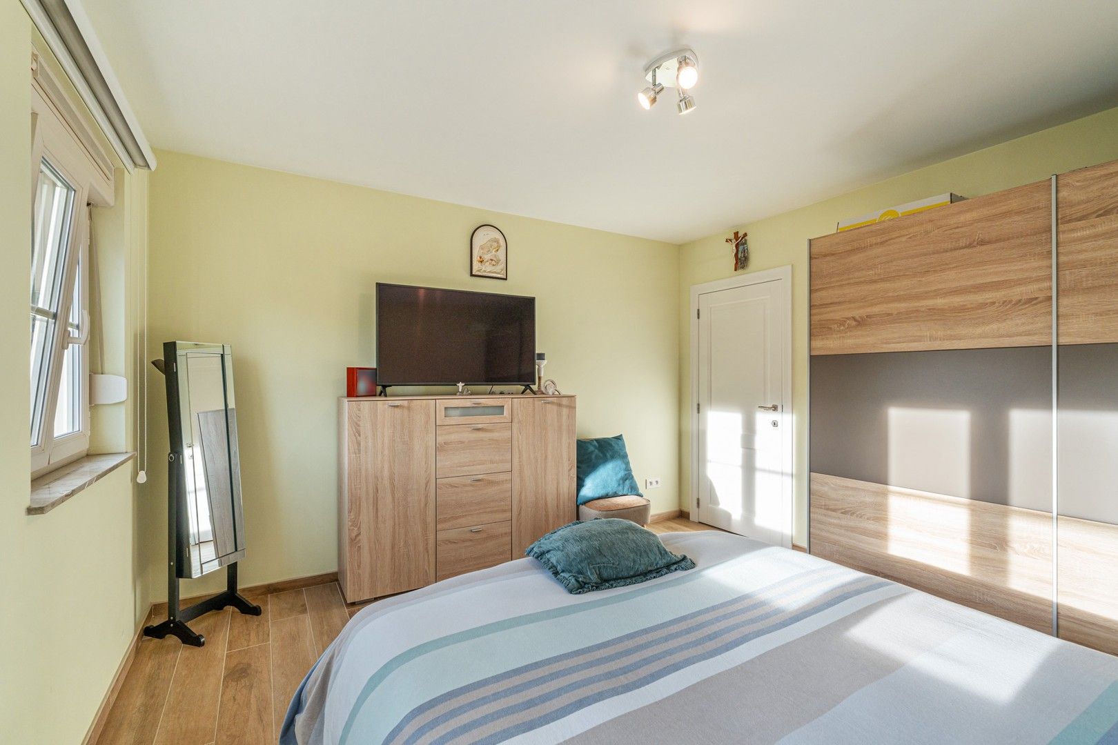 🏡 Instapklare halfopen bebouwing in landelijke stijl te koop in Houthalen-Helchteren (Binnenvaartstraat) foto 13