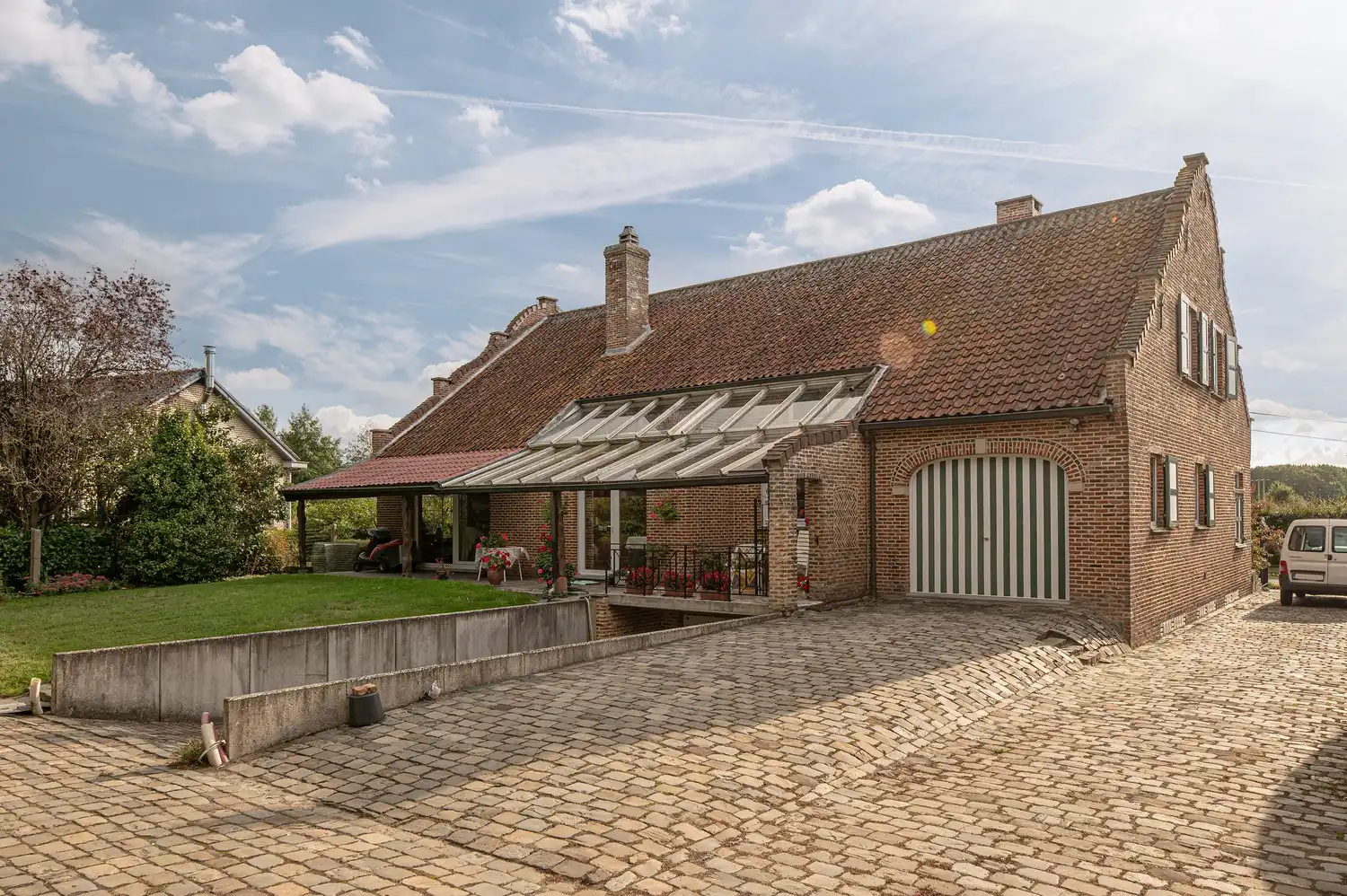 Ruime woning | 6 slpks | grote tuin foto 26