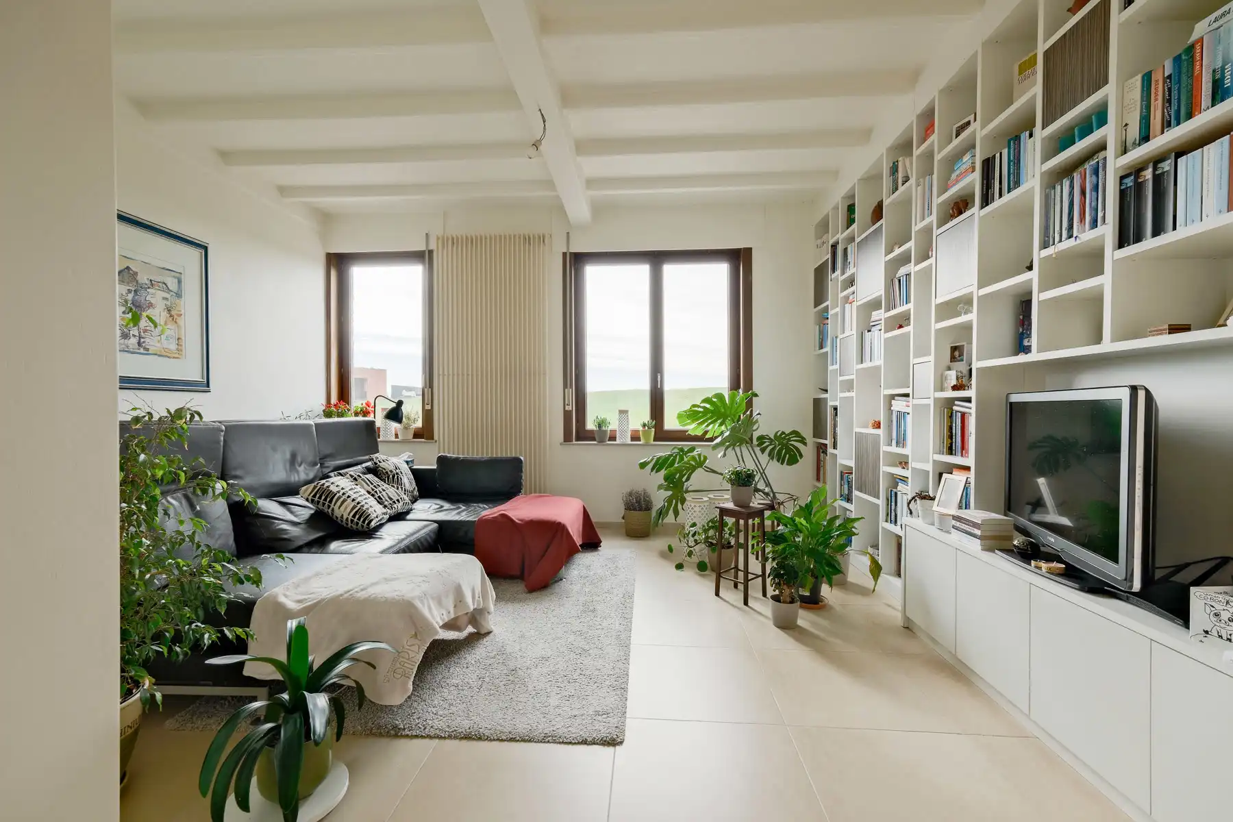 Huis te koop foto {{pictureIndex}}
