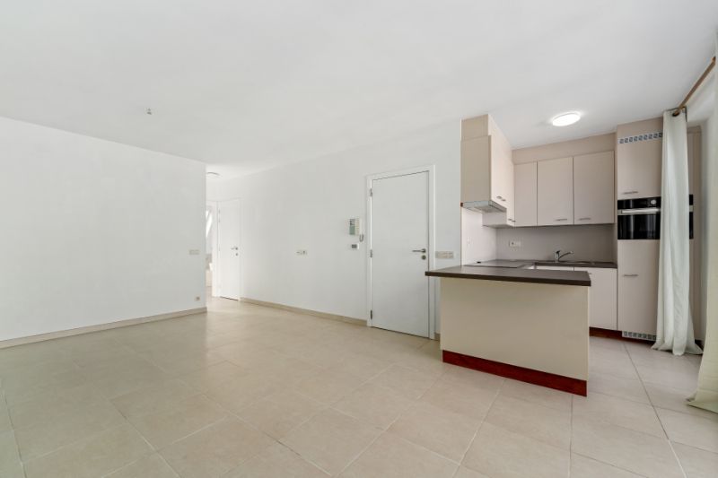 Instapklaar appartement in het hart van Lokeren! foto 3