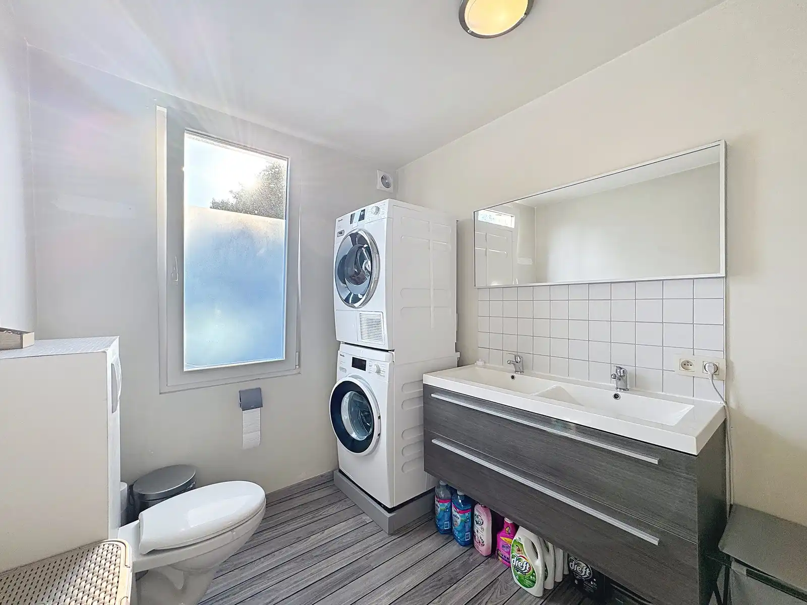 Instapklare stadswoning met 3 ruime slpk en zonnig terras! foto 6