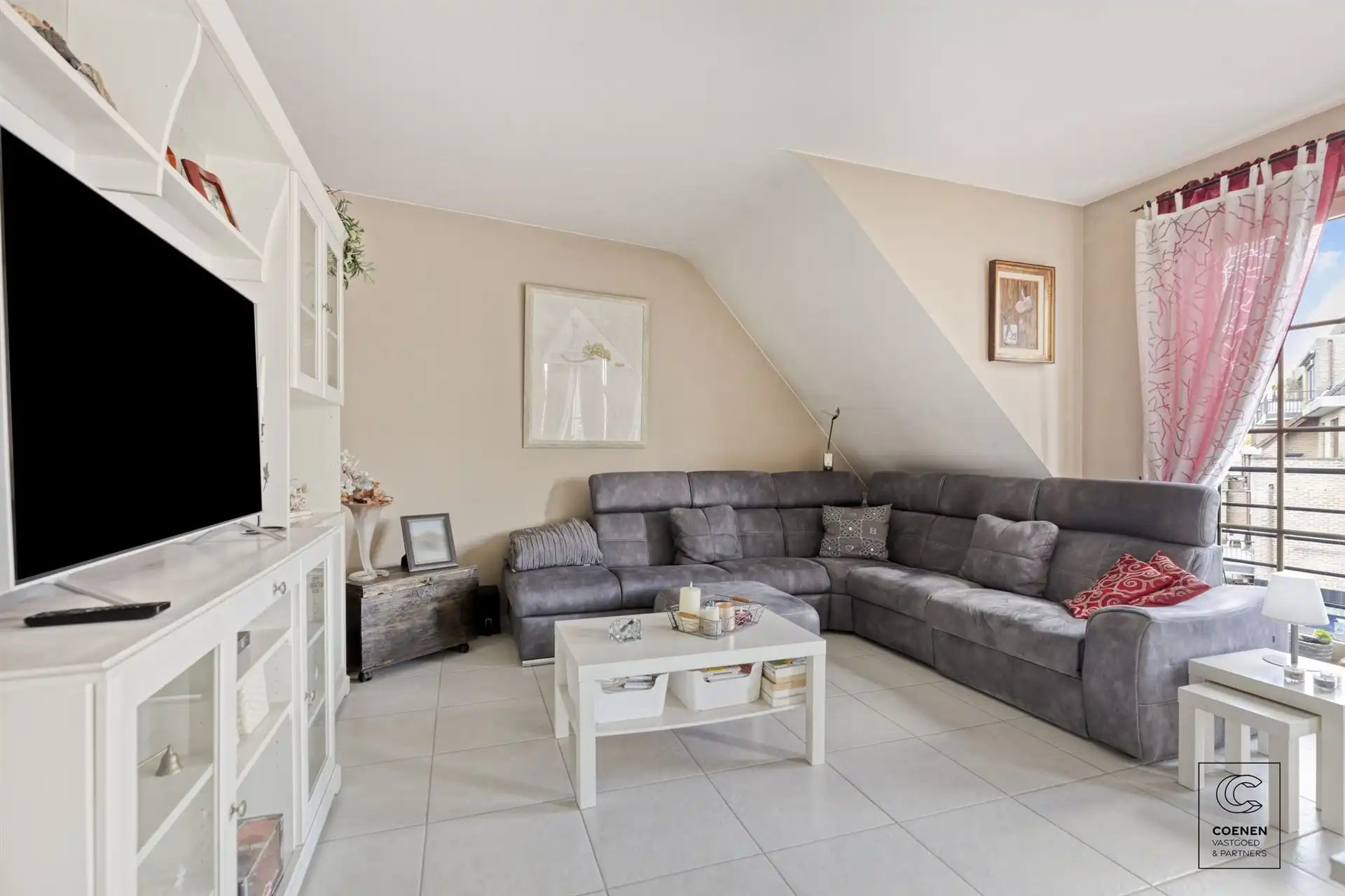 Instapklaar appartement met zonnig terras te Brecht! foto 6