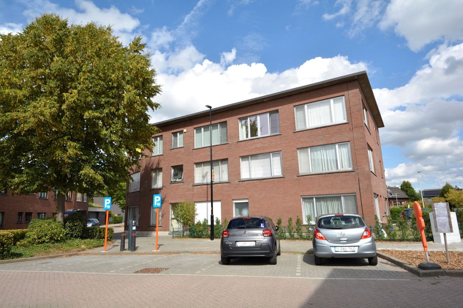 APPARTEMENT MET 2 SLK EN TERRAS! foto 11