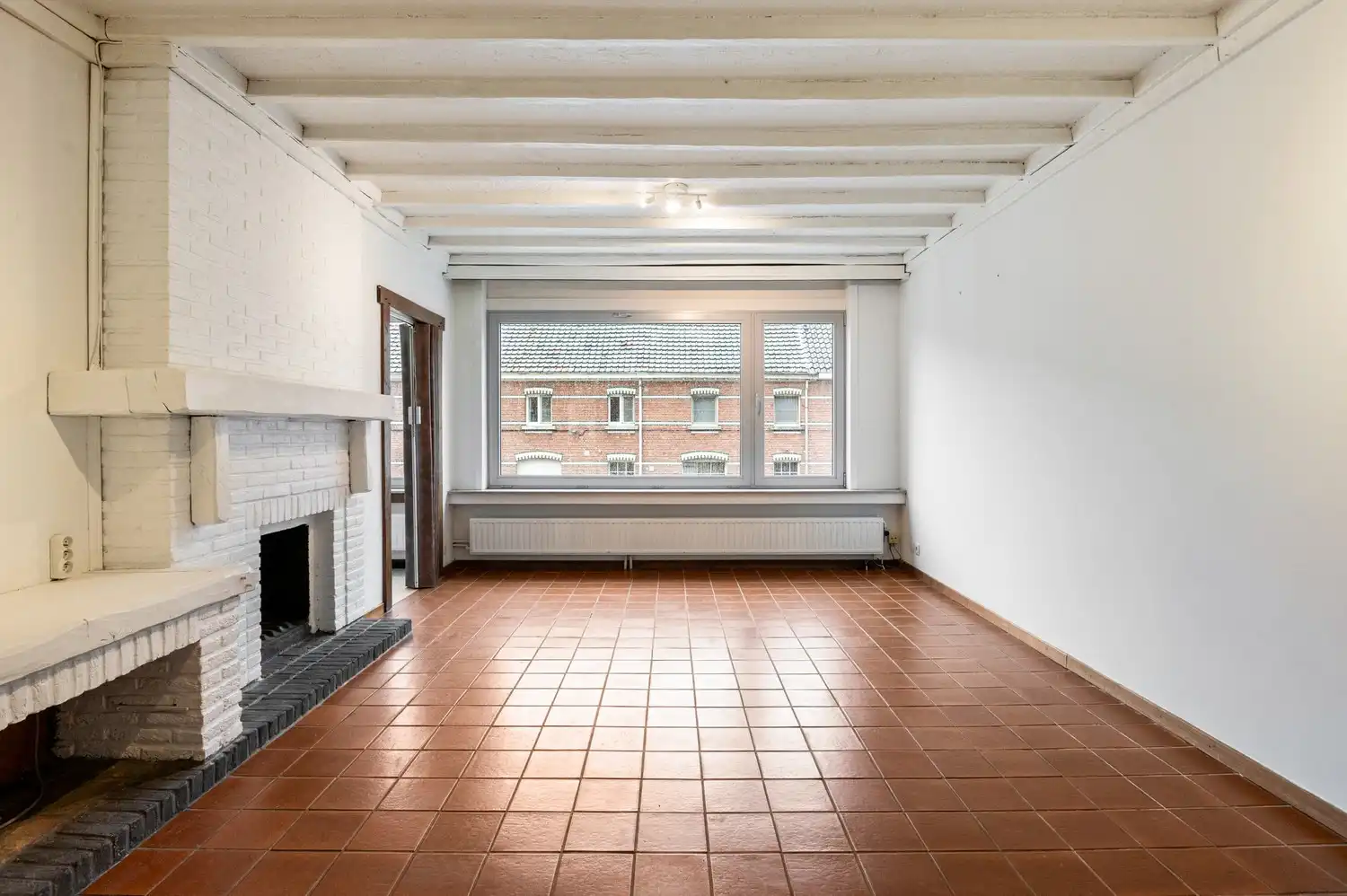 Leuk 2 slaapkamer appartement met terras in Wijnegem foto 3
