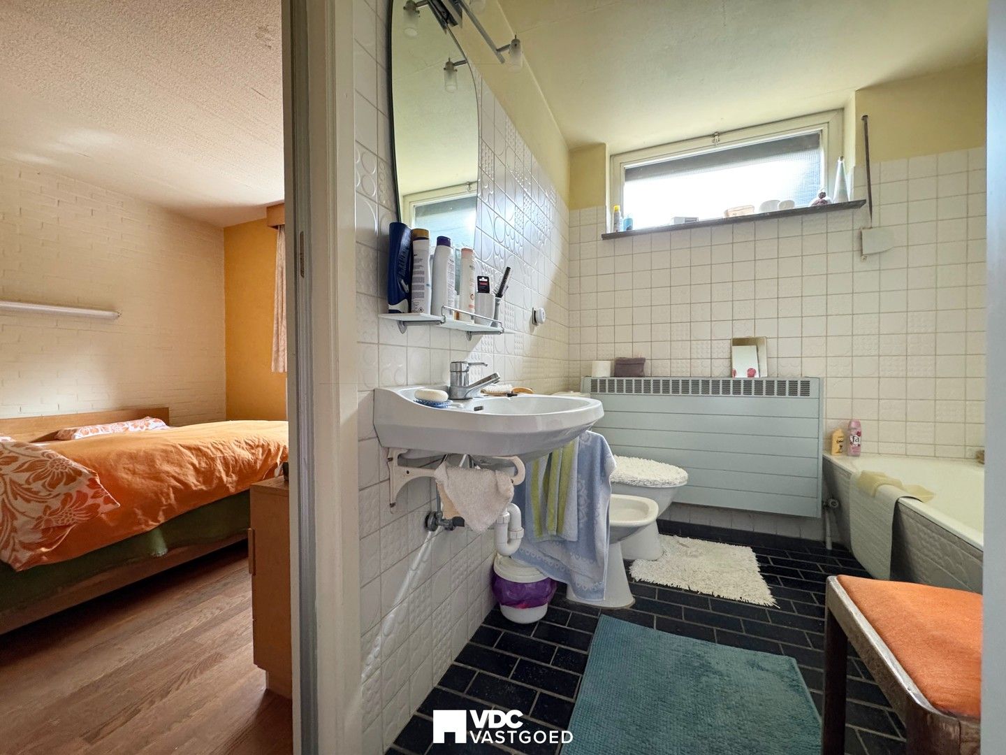 Ruime open bebouwing met prachtige tuin en 4 slaapkamers! foto 13