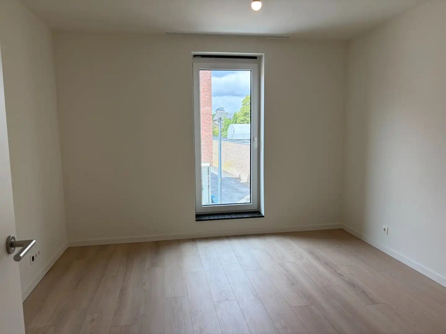 Modern en energiezuinig nieuwbouwappartement met ruim terras. foto 3