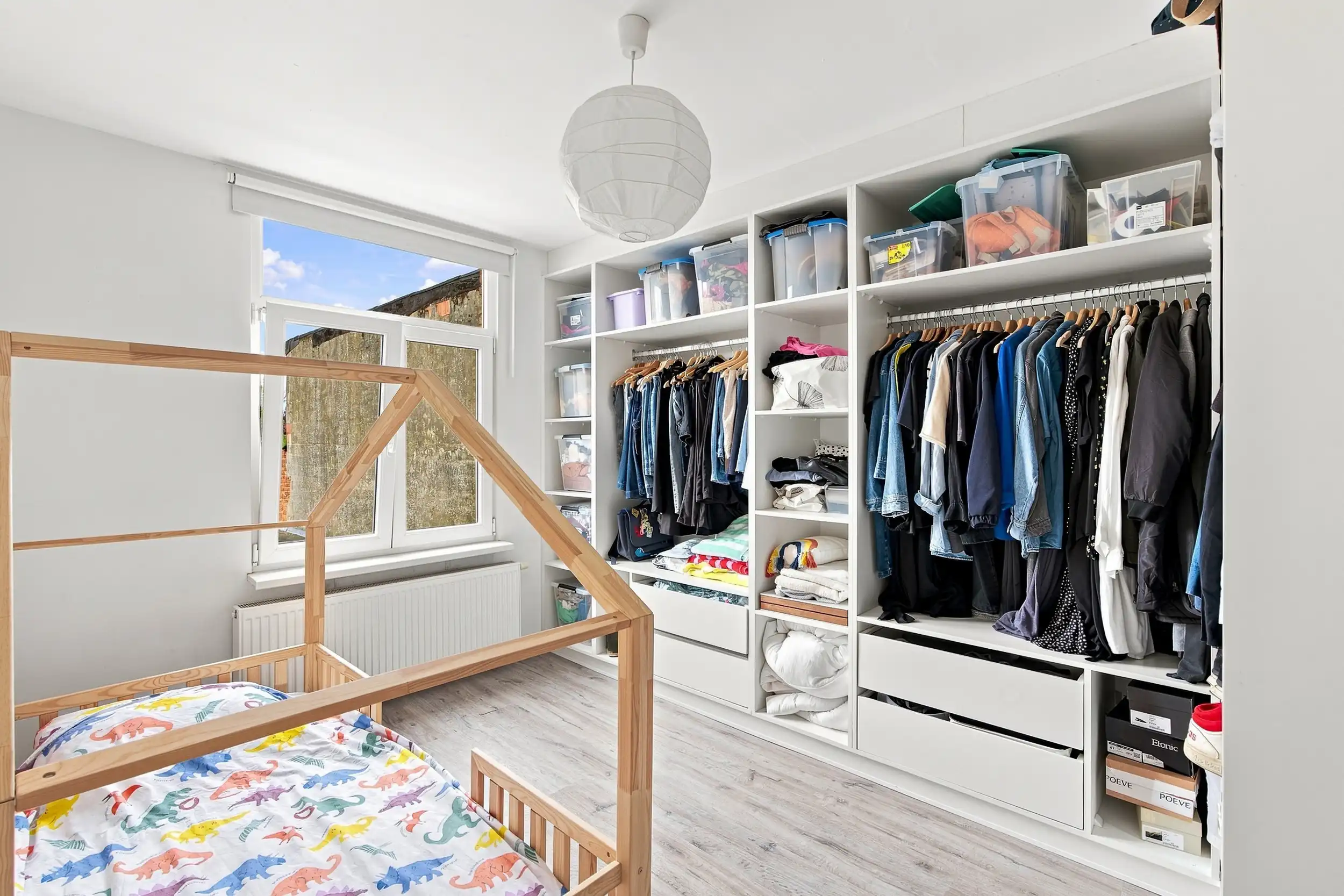 Instapklare woning in het centrum van Zele foto 10