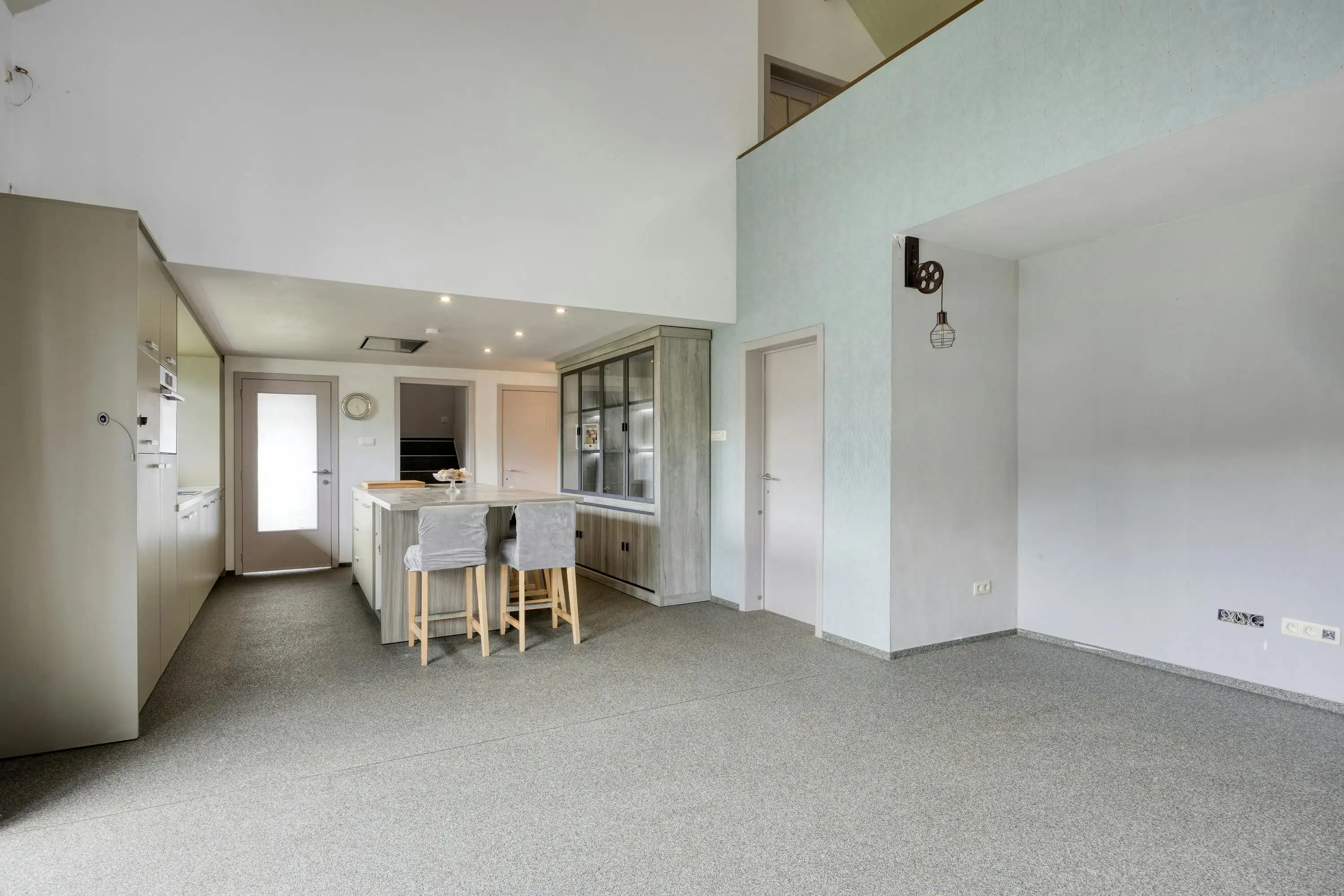 Recente woning met mooie tuin en mogelijkheid tot 2 woonentiteiten foto 4