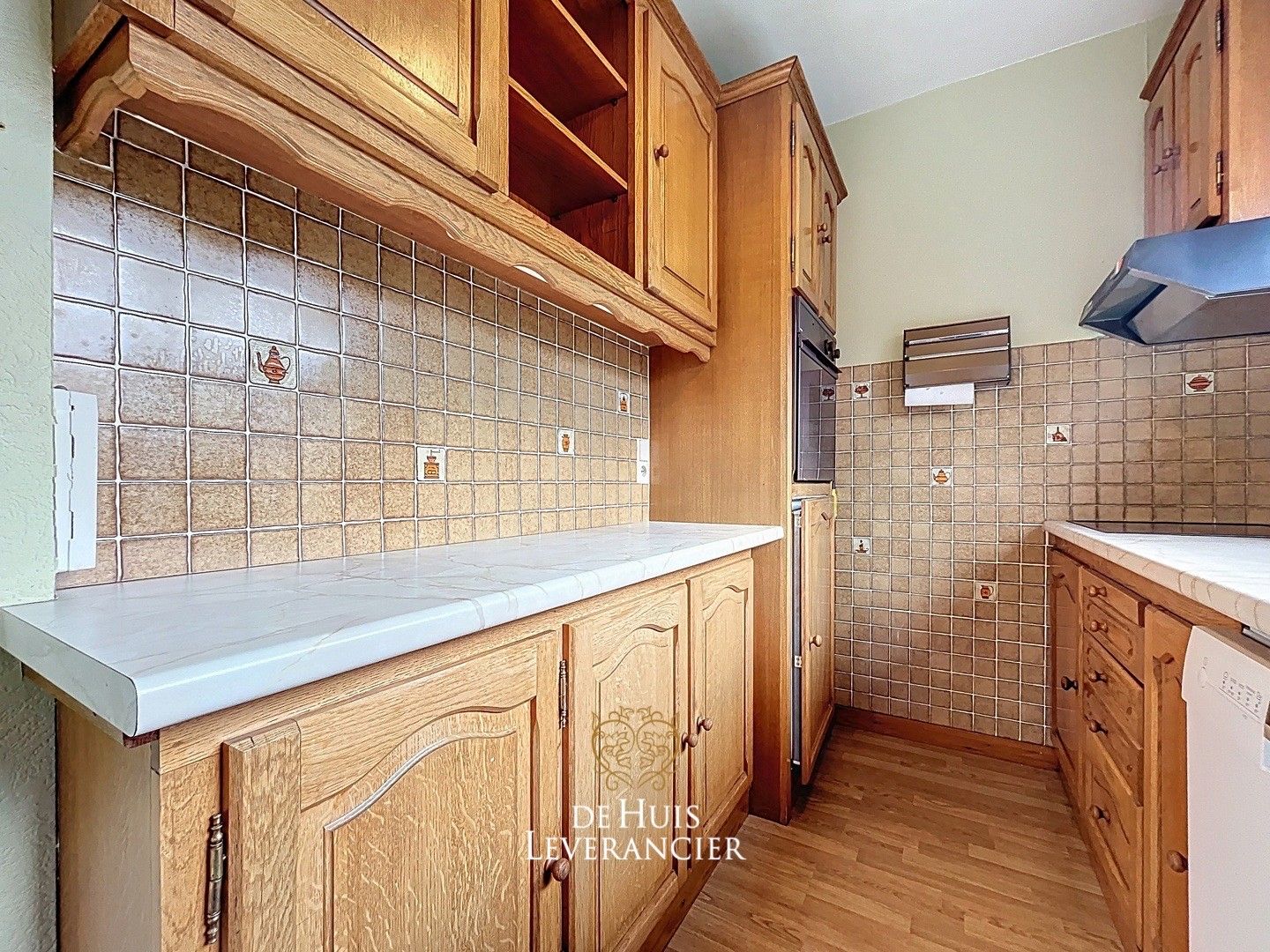 Een huis met potentieel in een buurt met toekomst ! foto 12