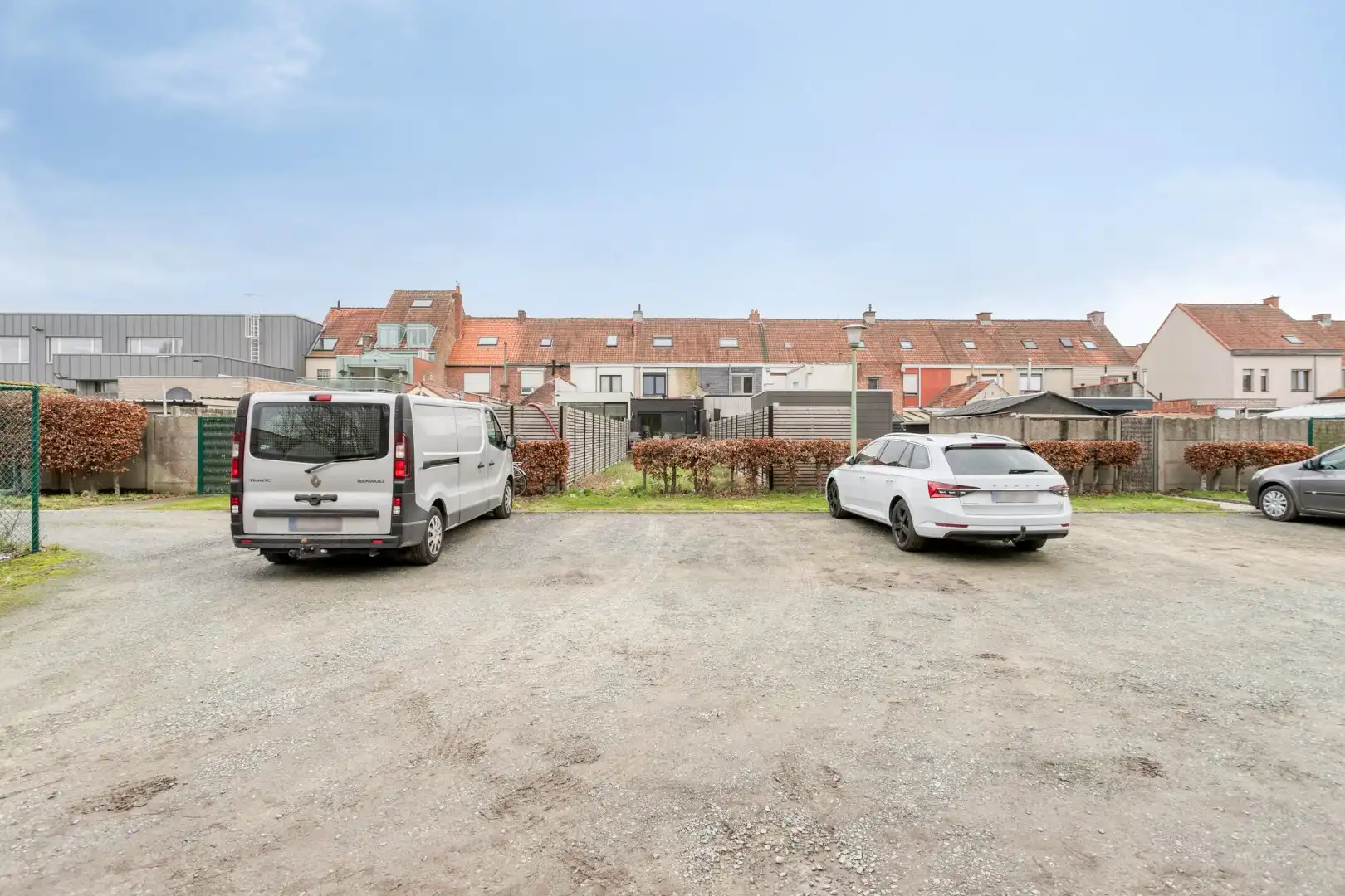 Gerenoveerde woning te koop in Heule met EPC A, conforme elektriciteit en ruime slaapkamers. foto 16