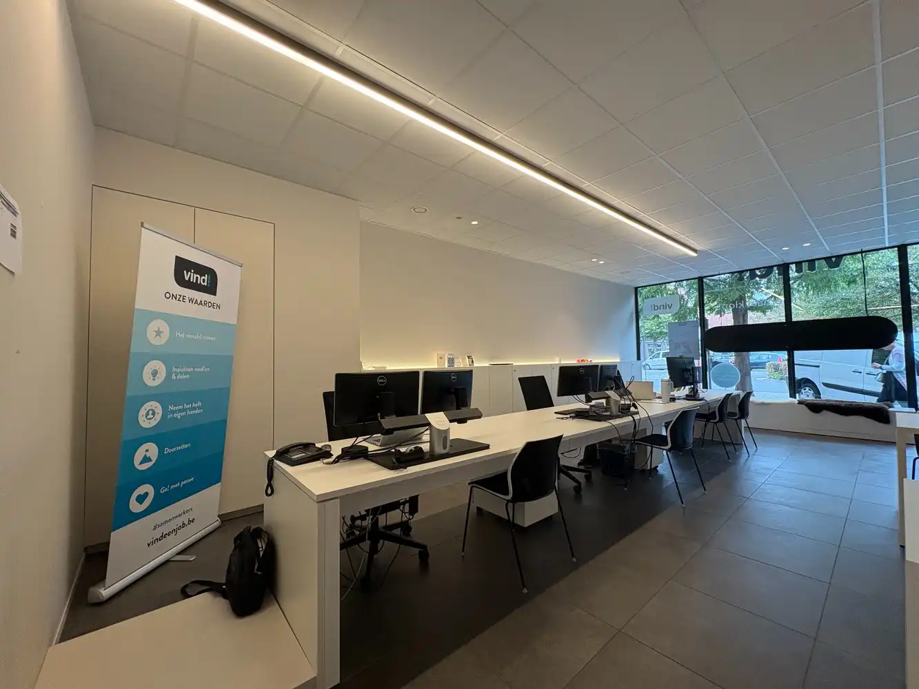 Handelsruimte in het centrum van Torhout foto 5