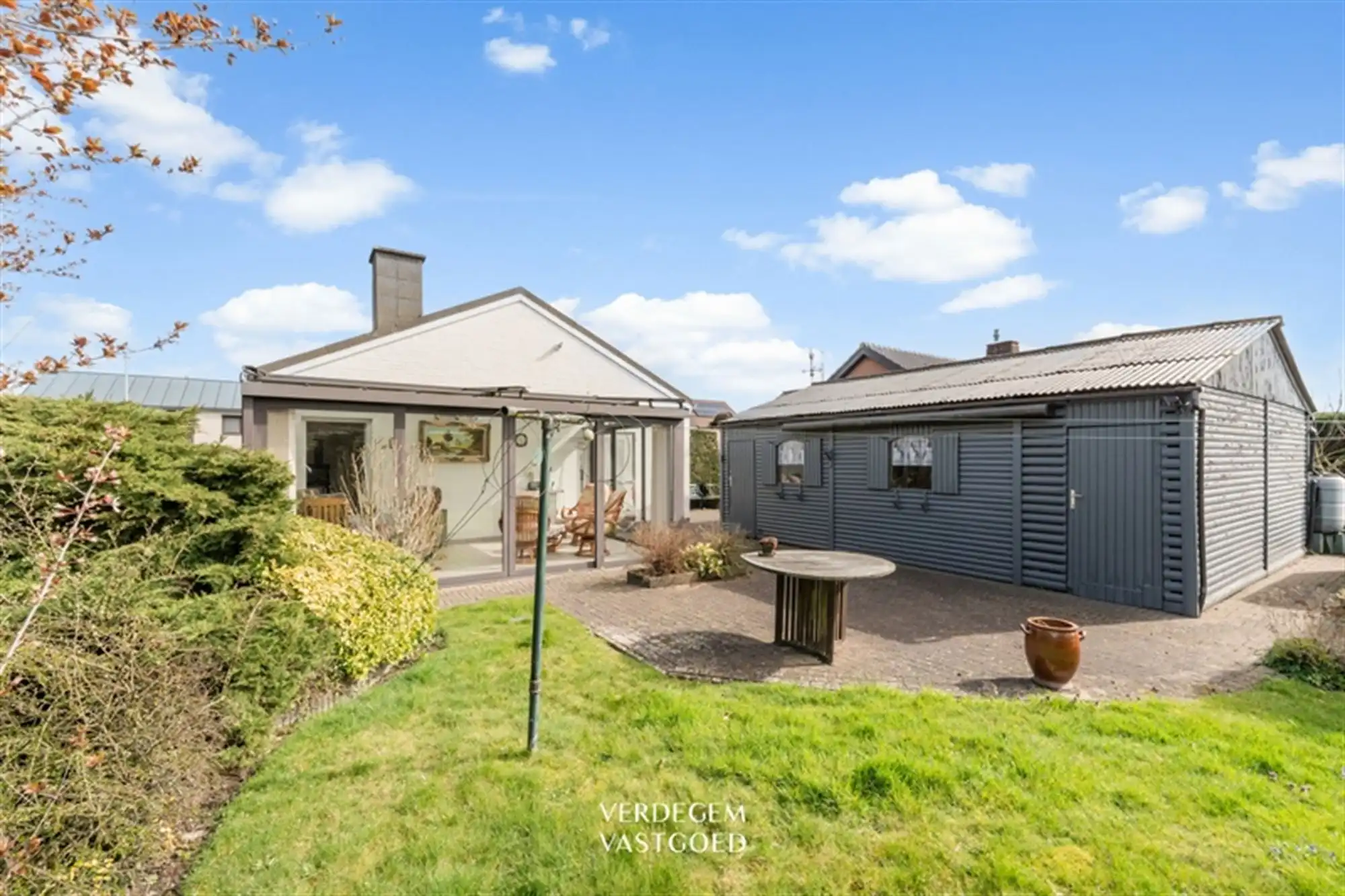 Fijne bungalow met 3 slaapkamers, zonnige tuin en dubbele garage foto 17
