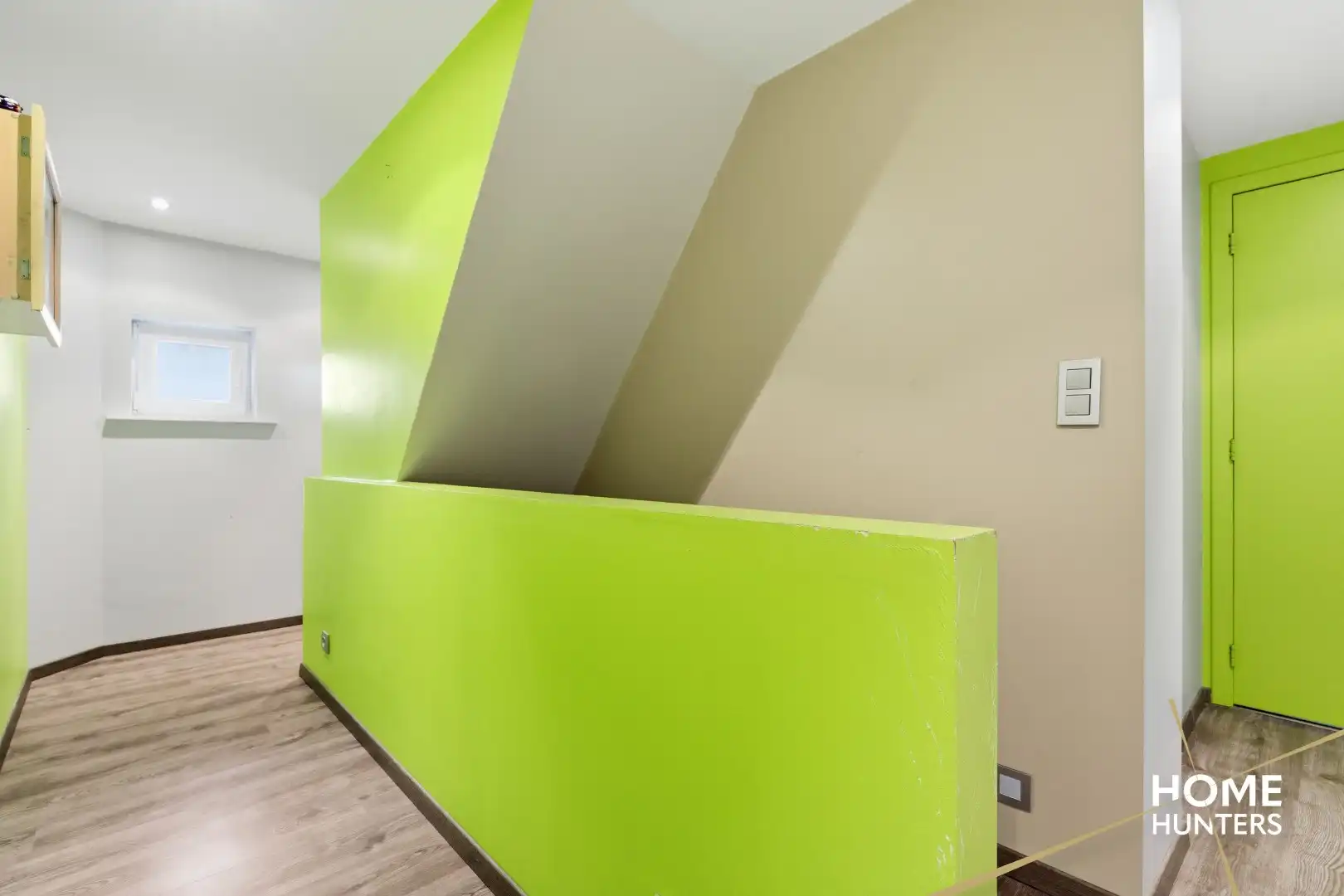 Instapklare halfopen woning met garage, tuin en 3 slaapkamers in de dorpskern van Nieuwkerke foto 10