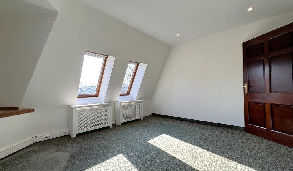 Kantoren te huur  in prachtig herenhuis te Antwerpen foto 16