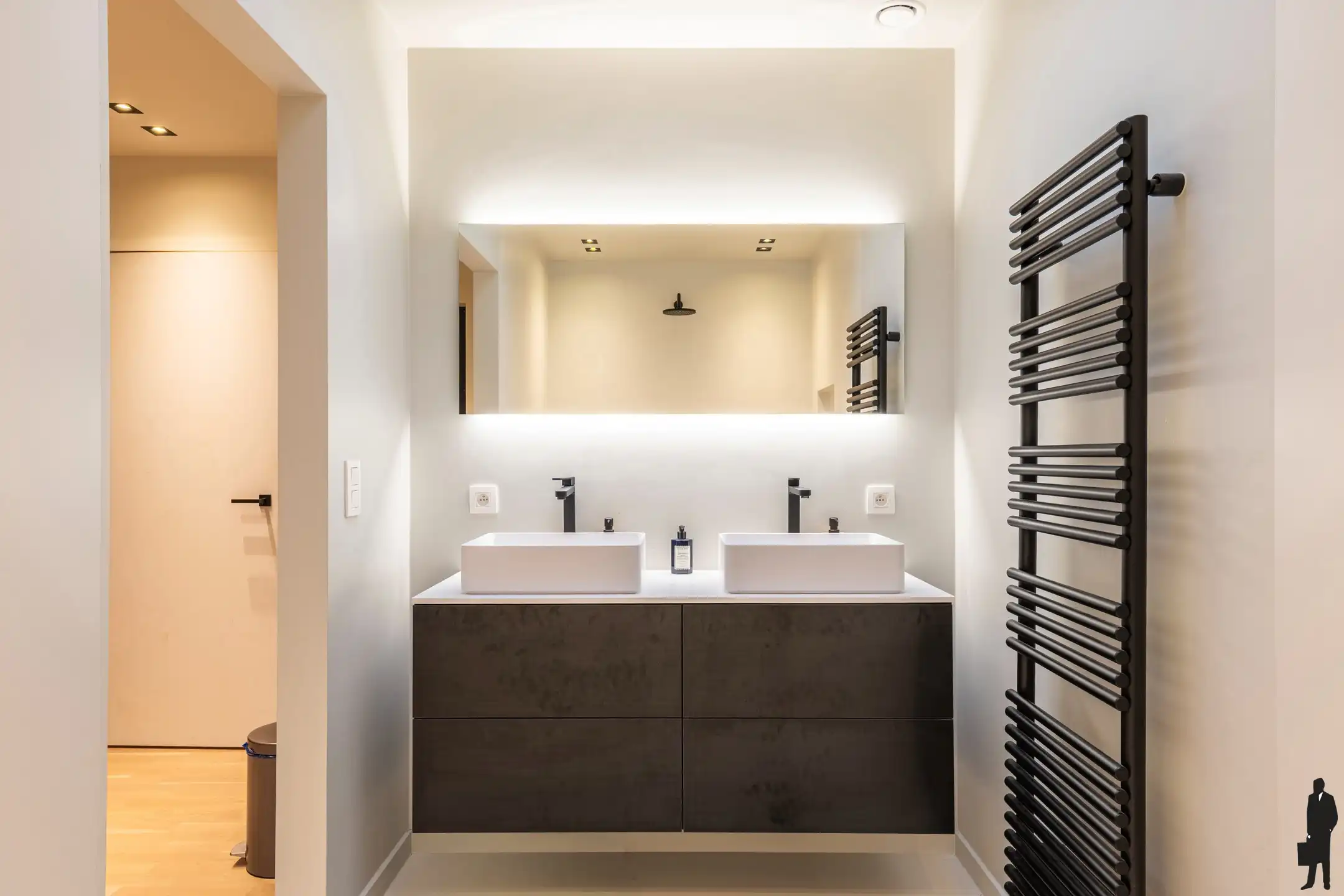 Prachtige nieuwbouwwoning met 4 slpk én bureaumogelijkheden foto 19