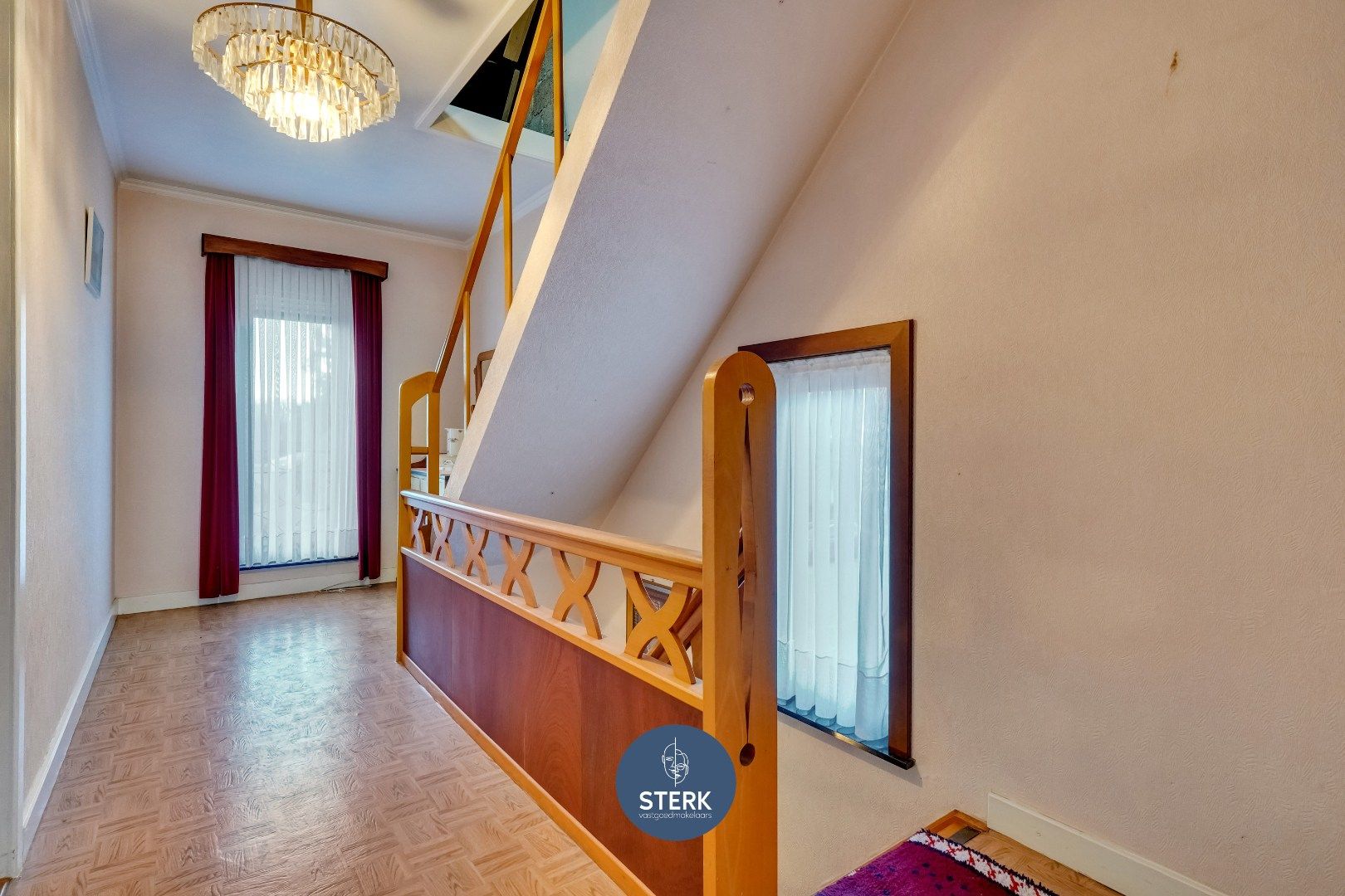 OP TE KNAPPEN GEZINSWONING AAN DE MAAS TE UIKHOVEN !  foto 17