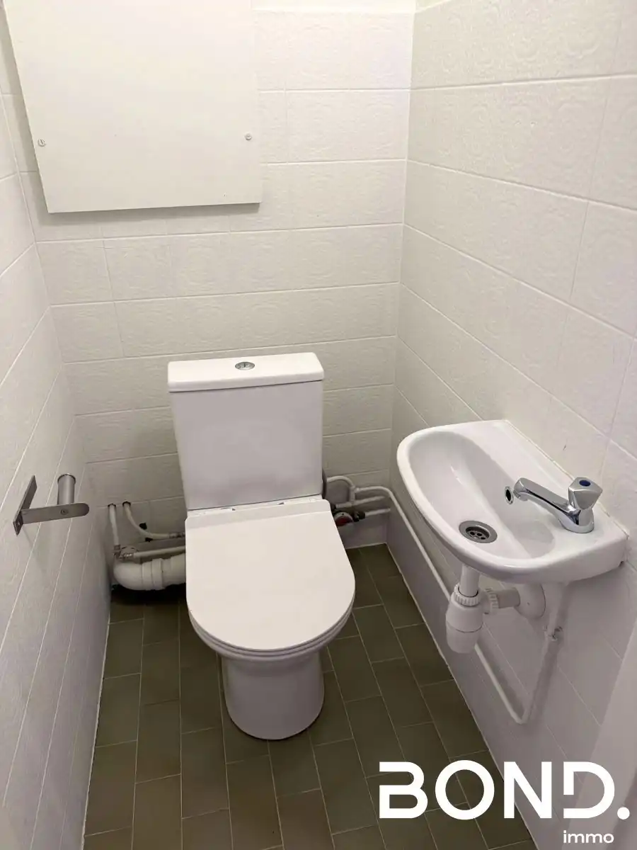 Instapklaar app met 2 kamers terras en ondergrondse parking foto 13