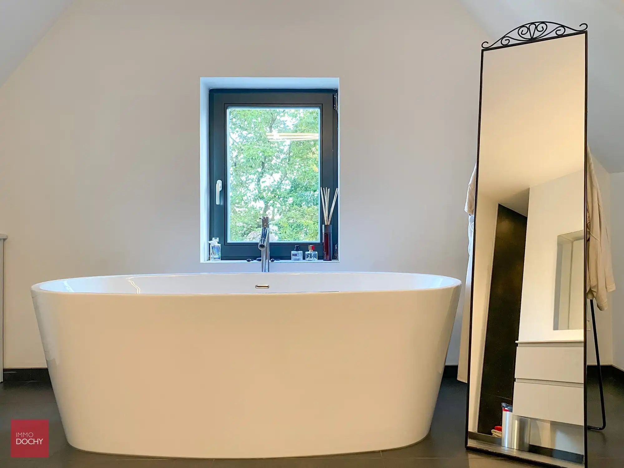 Heel ruim VILLA - APPARTEMENT in centrum | Kerkstraat foto 11