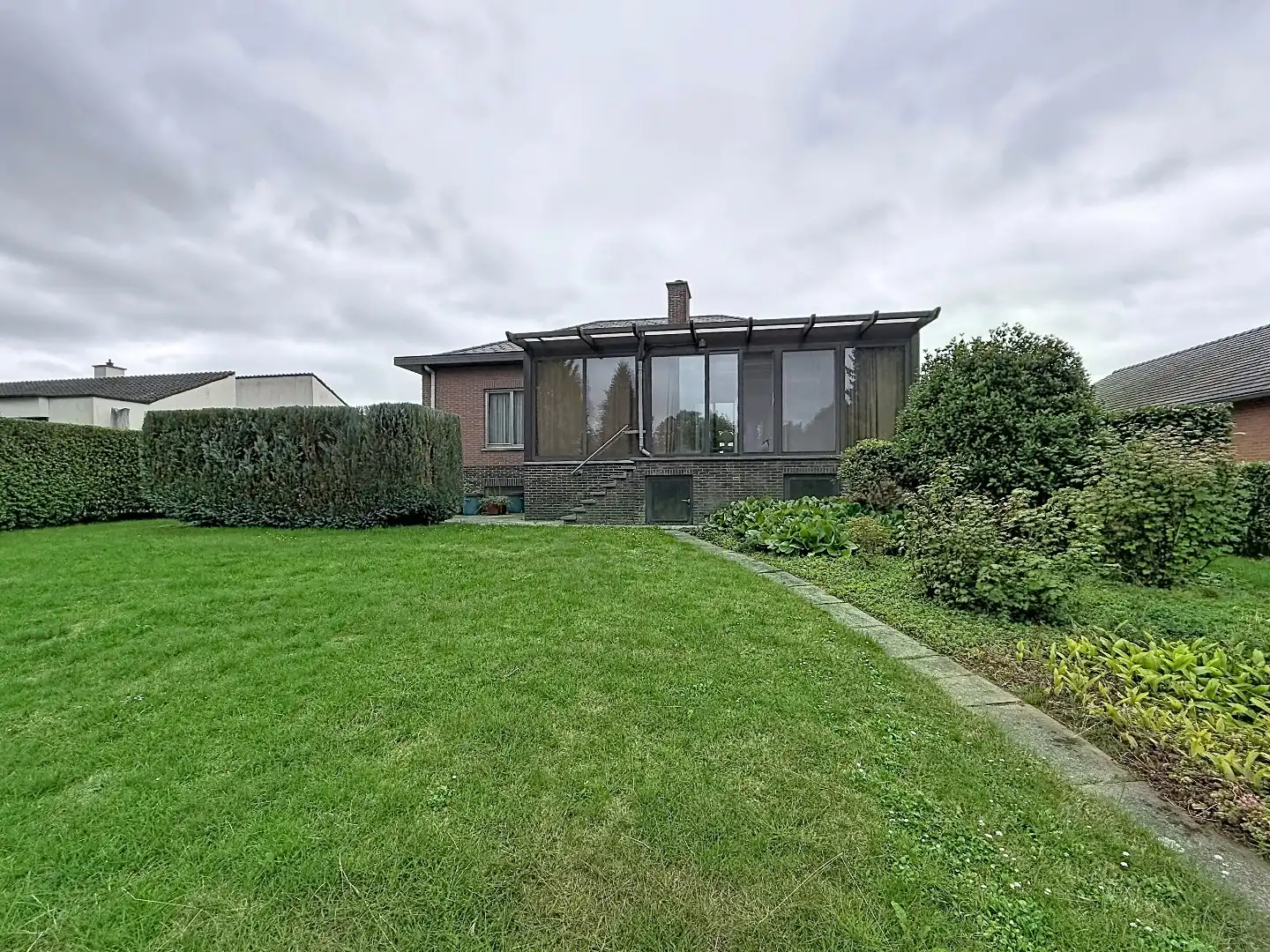 Prachtige, rustig gelegen open bebouwing in een residentiële wijk te Bost foto 18