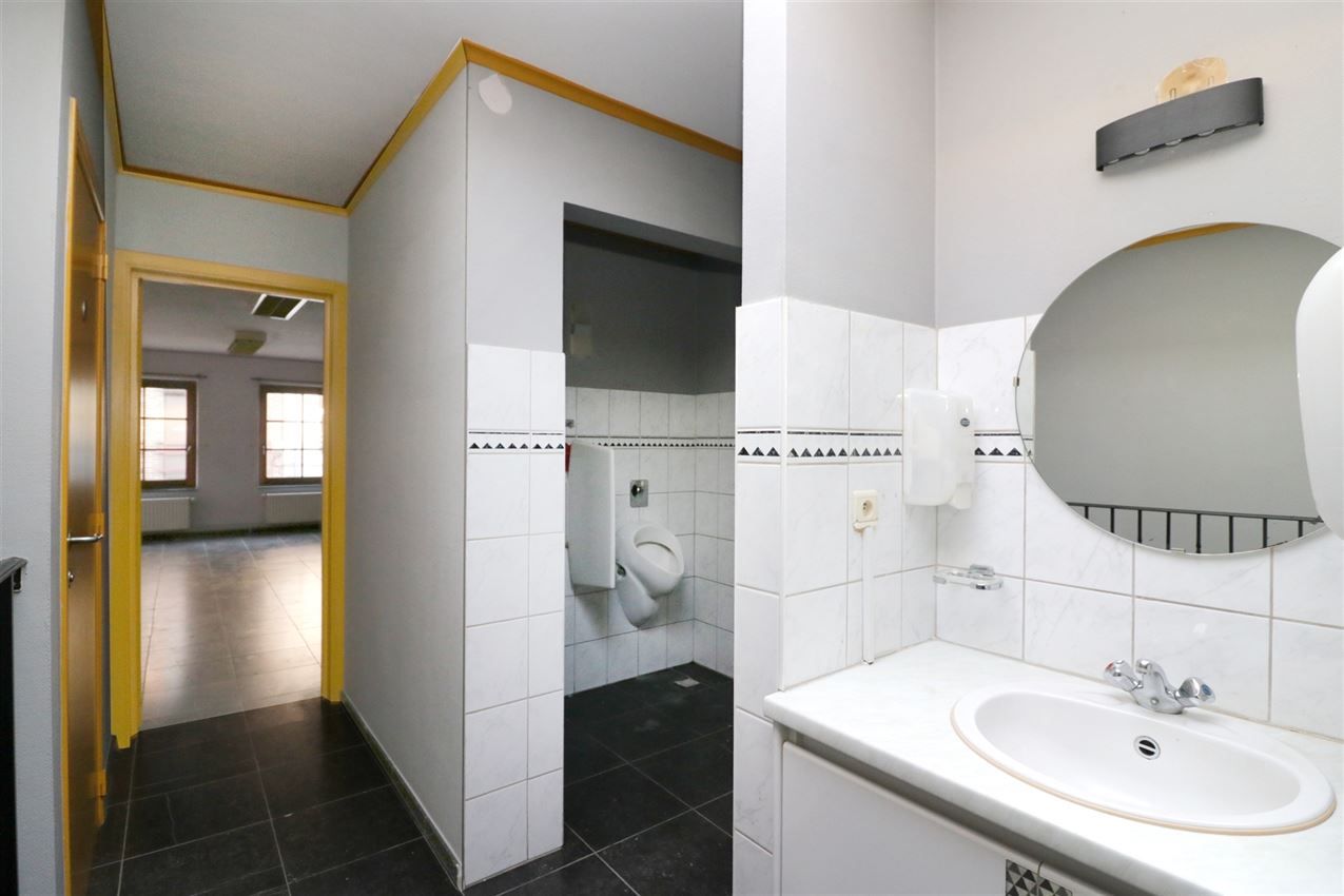 Commercieel gebouw foto 21