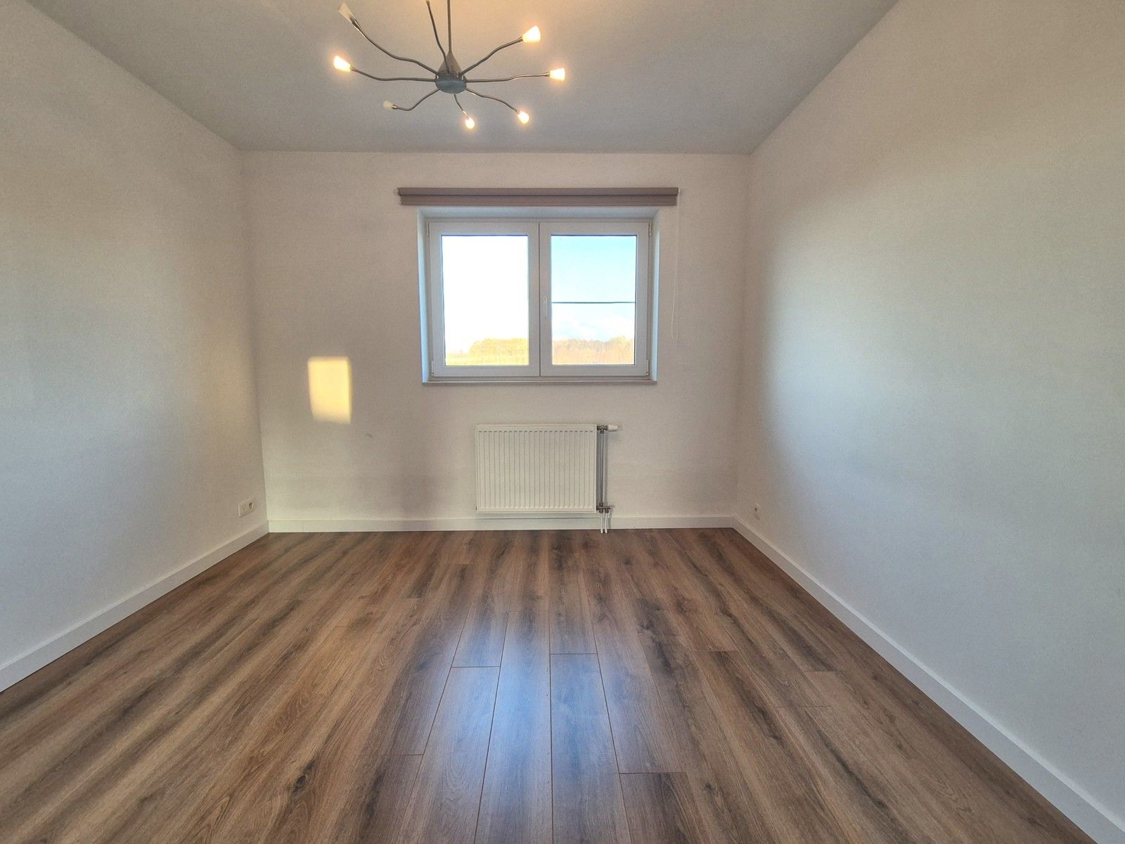 Recente halfopen woning E-peil 15! tot 5 slaapkamers aan 2% foto 18